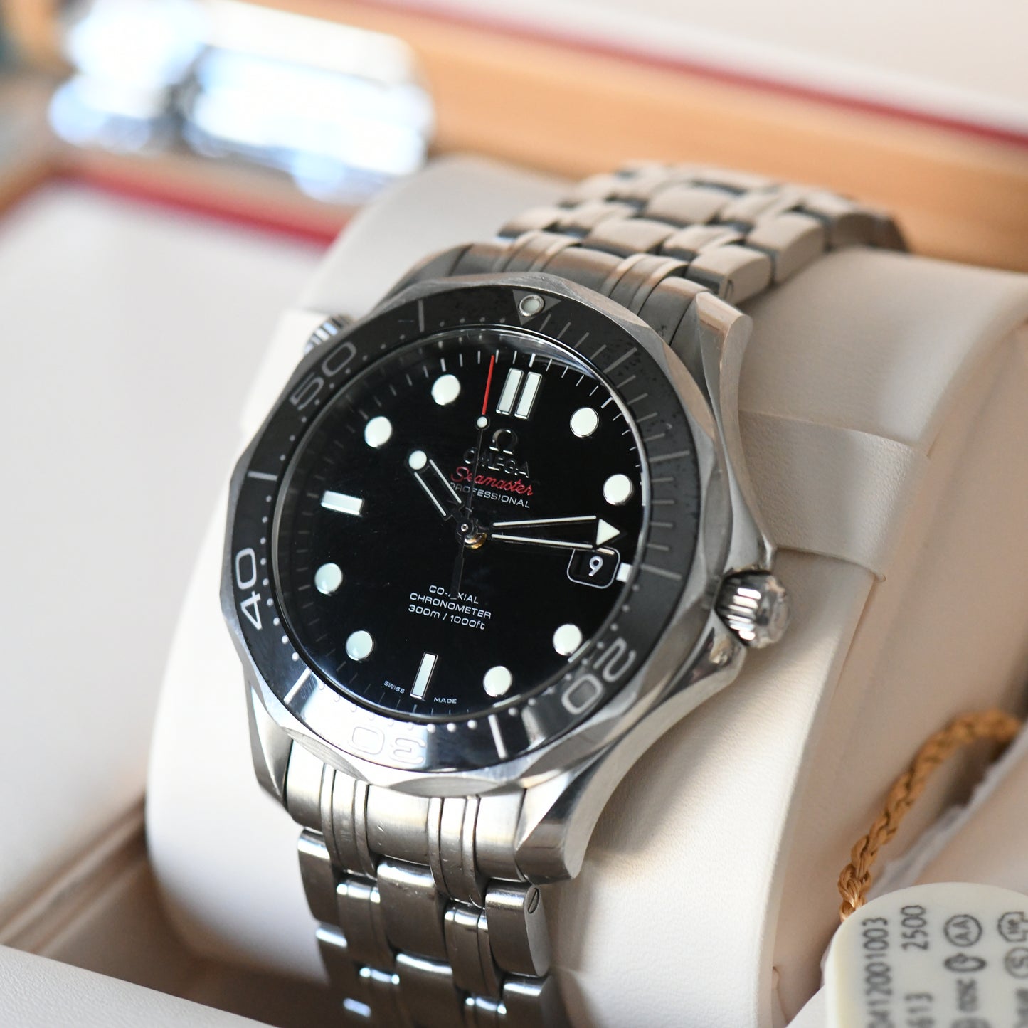 Omega Seamaster Pro 300m Black Ceramic Bezel Co-Axial 41mm Automatic Watch B&P