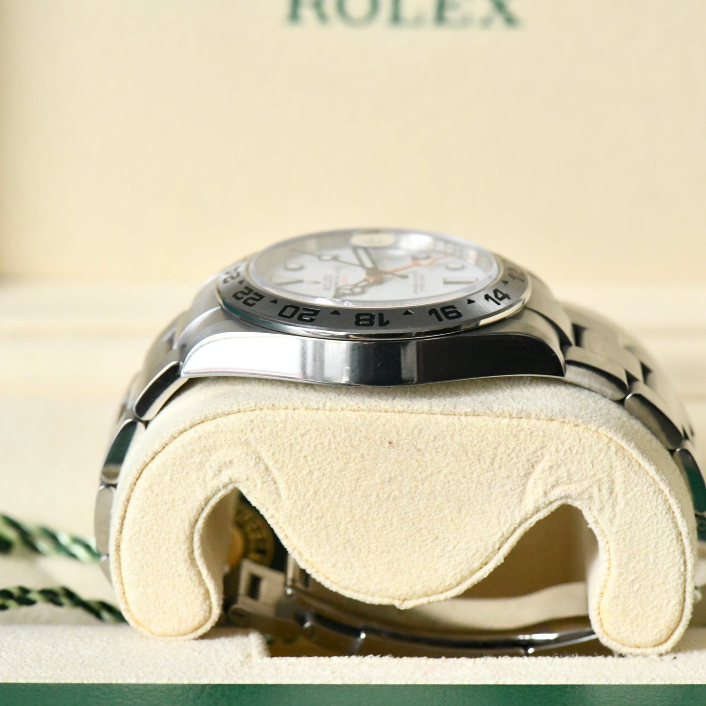 Rolex Explorer II White Polar 226570 Men's Watch Full Set 2022 Boxed & Papers