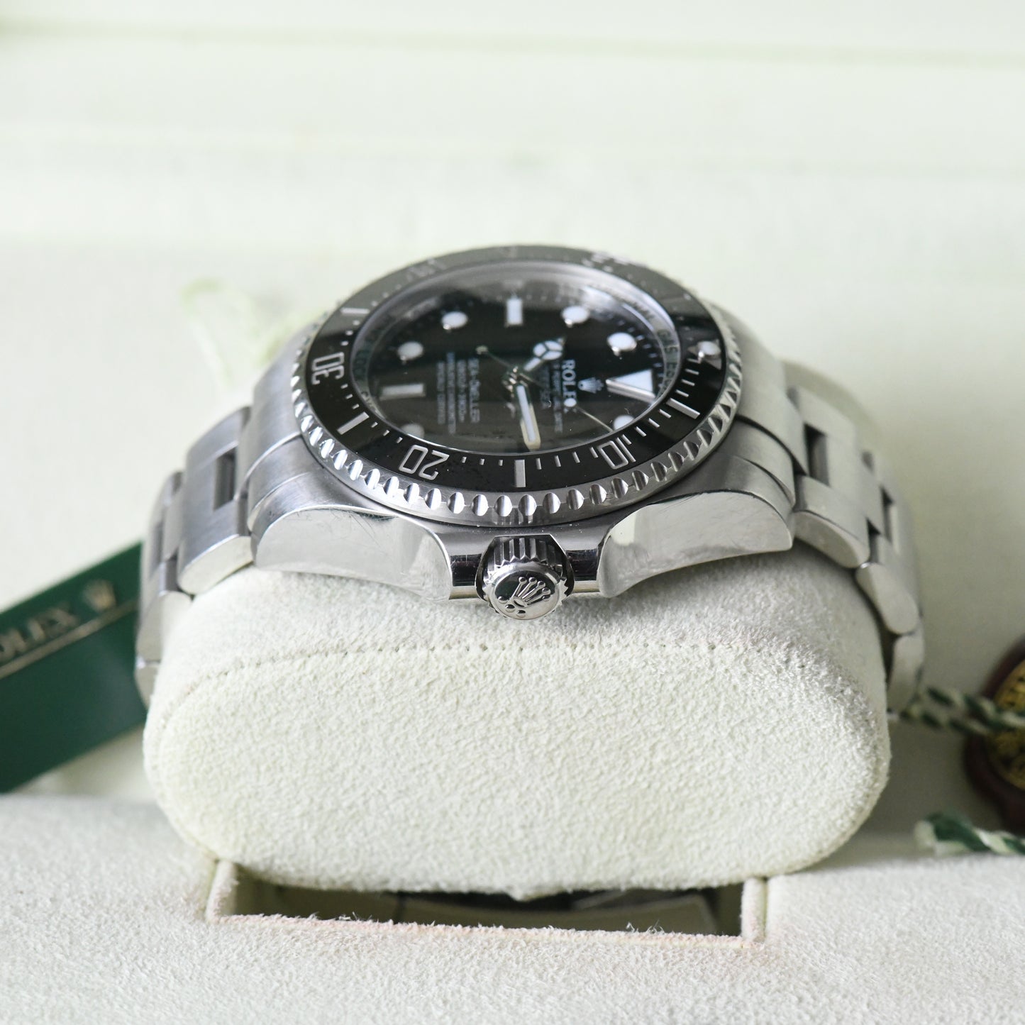 Rolex Sea-Dweller Deepsea 116660 2011 - Rolex Serviced 2024 - Full Box & Papers