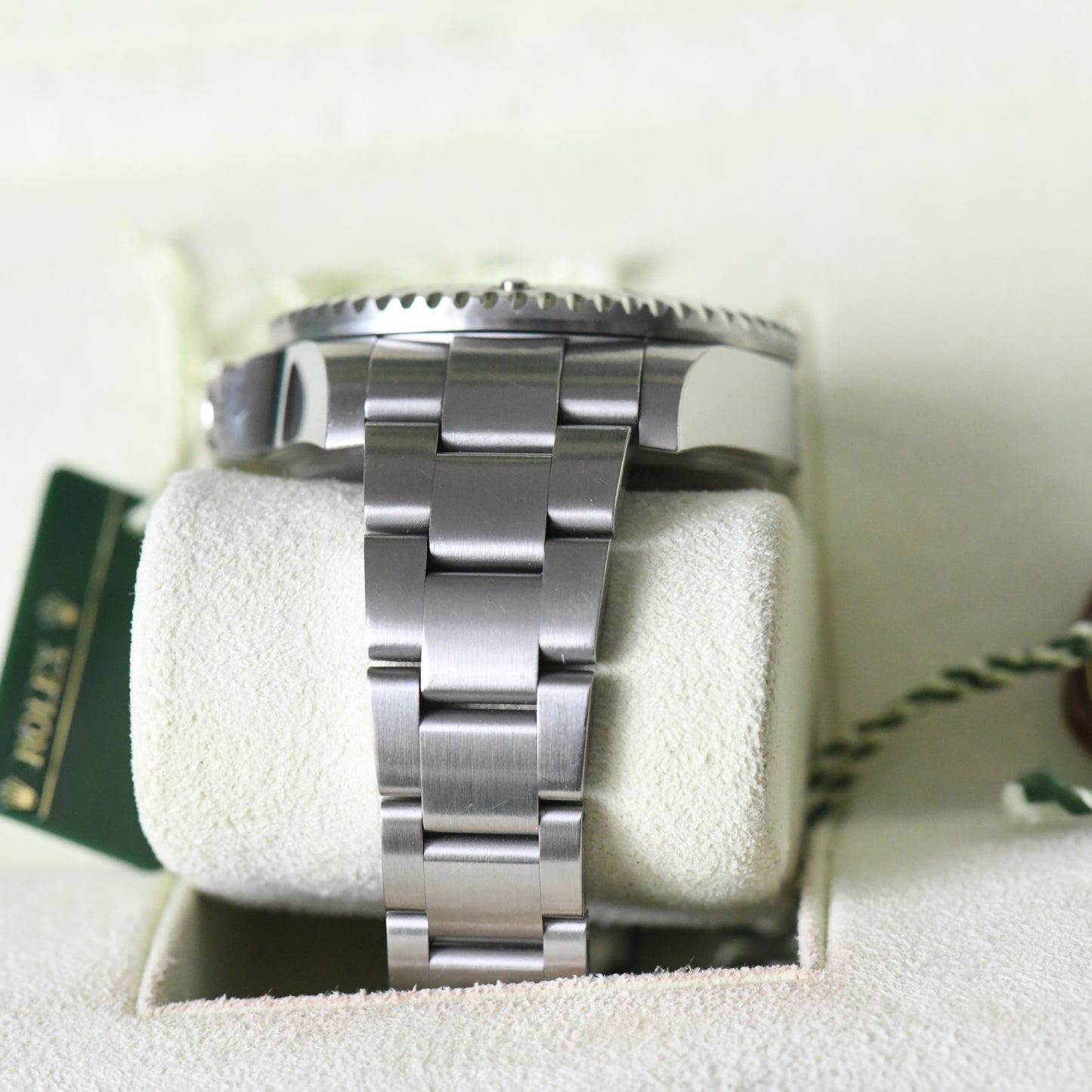 Rolex Sea-Dweller Deepsea 116660 2011 - Rolex Serviced 2024 - Full Box & Papers