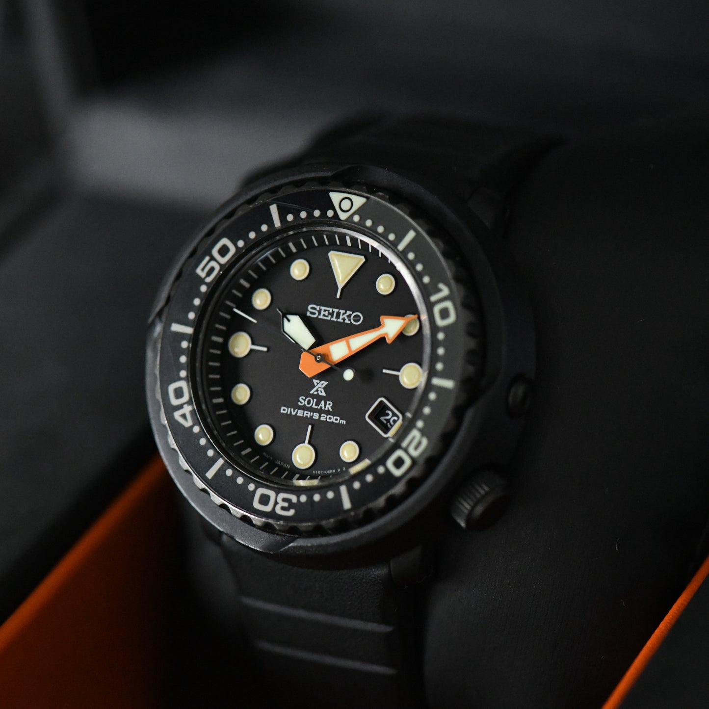 Seiko Tuna Black Series Limited Edition Solar Prospex Dive SNE577P1 Box & Papers