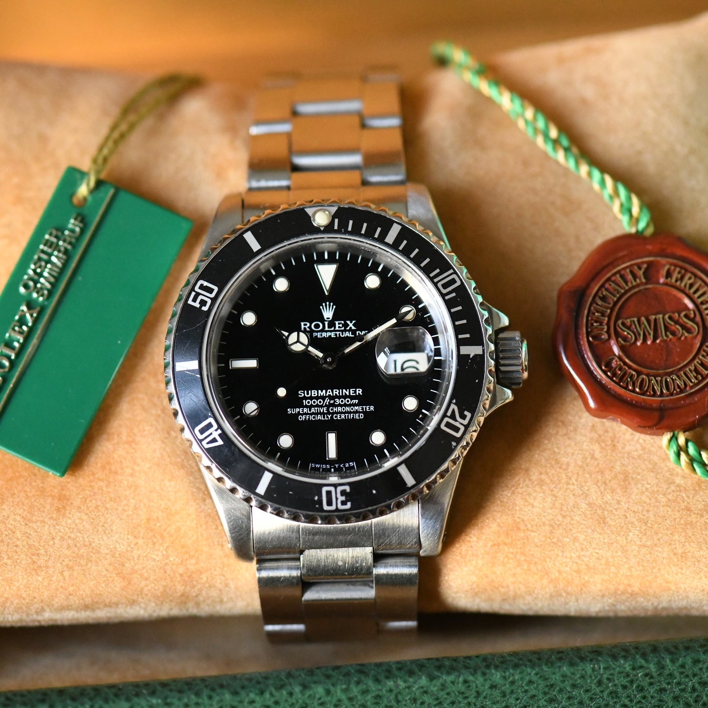 Rolex Submariner Date 16610 Oyster Perpetual 1994 S Serial Dive Watch Boxed Set