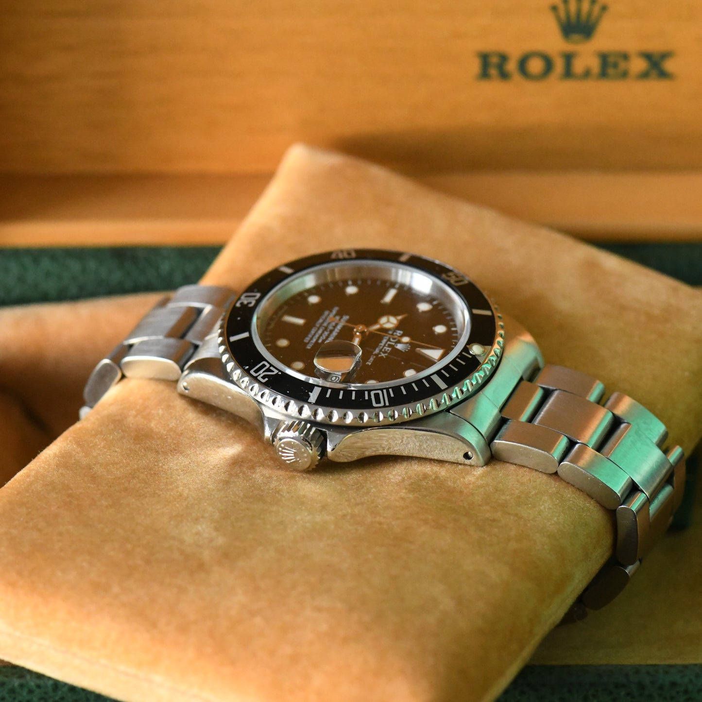 Rolex Submariner Date 16610 Oyster Perpetual 1994 S Serial Dive Watch Boxed Set