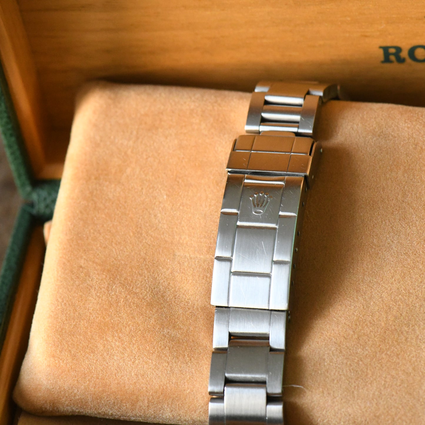 Rolex Submariner Date 16610 Oyster Perpetual 1994 S Serial Dive Watch Boxed Set
