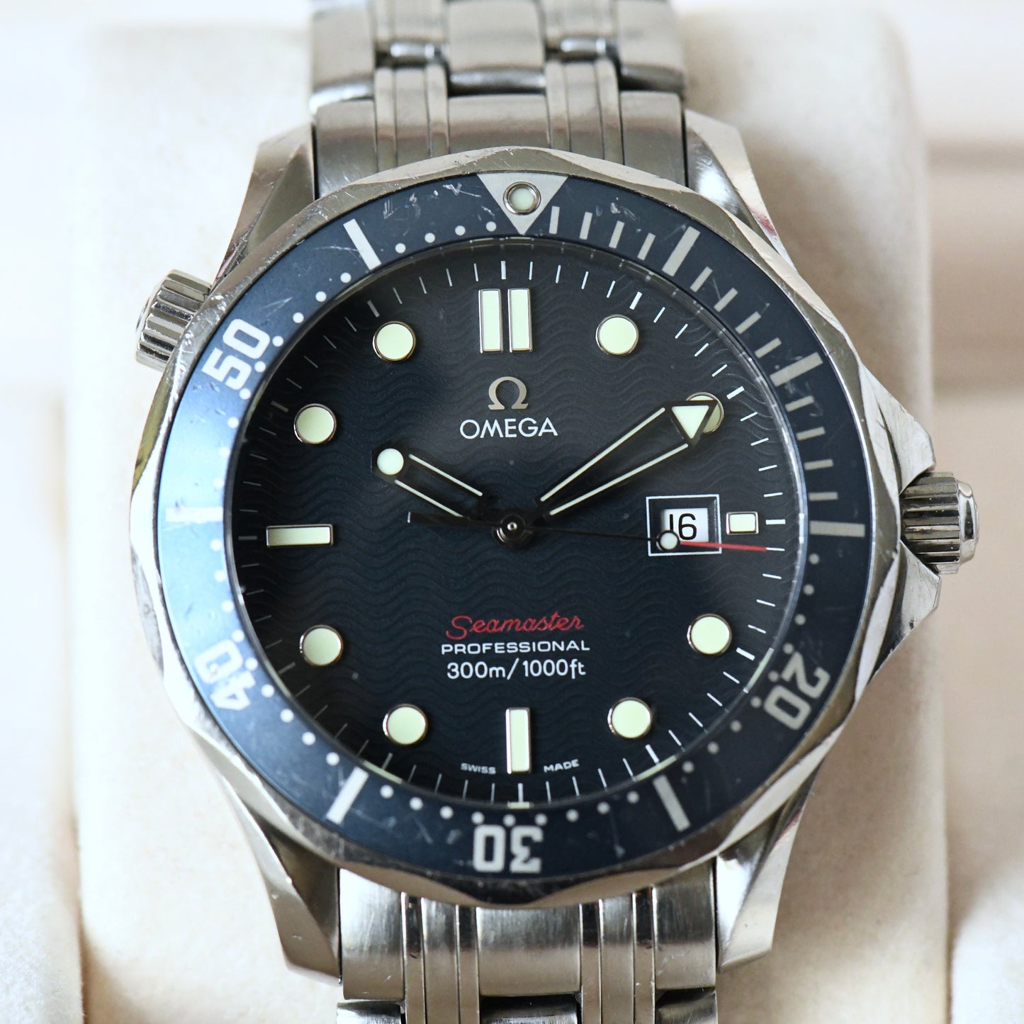 Omega Seamaster 300m Pro Blue Quartz Full Size 41mm Dive Watch - 2221.80 - Boxed