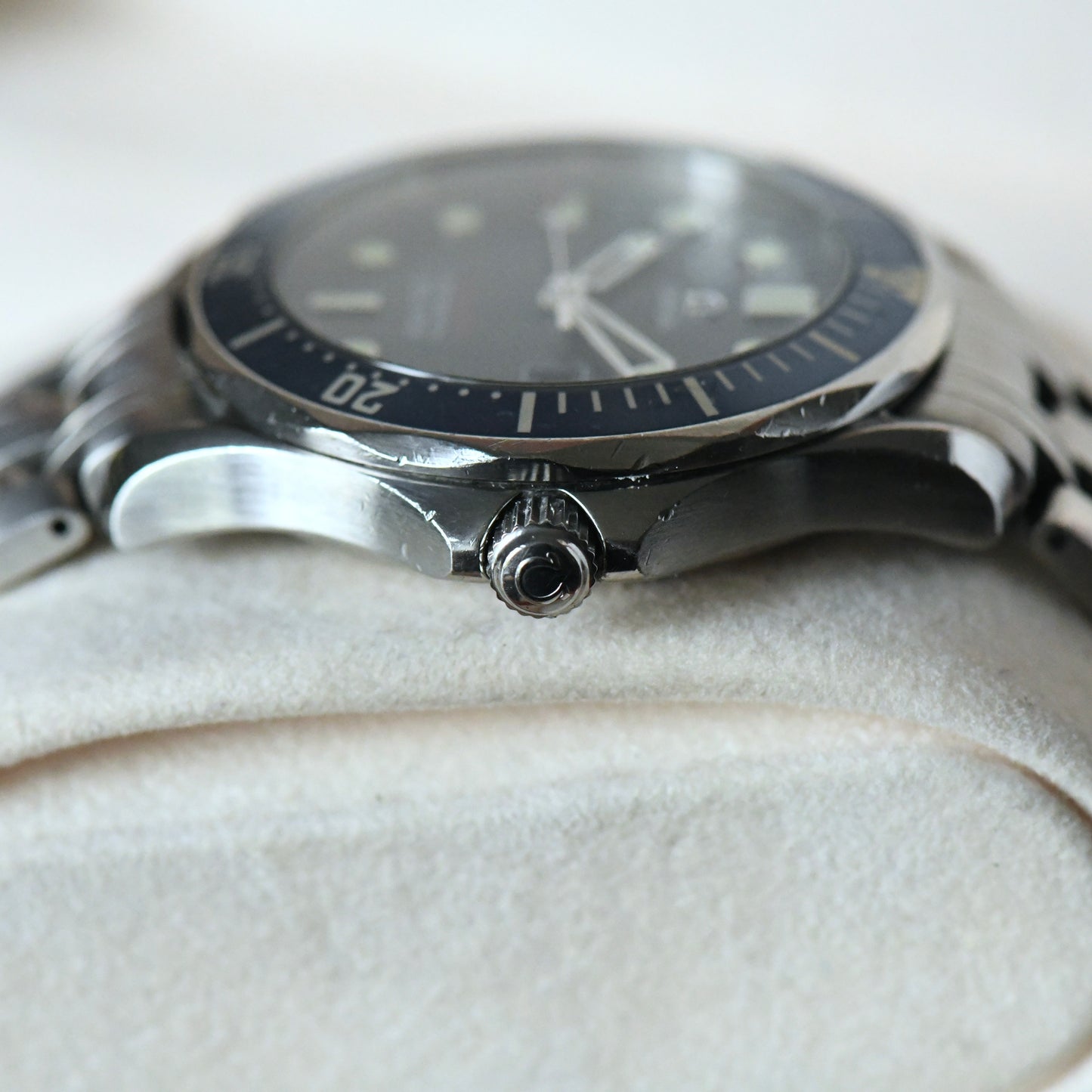 Omega Seamaster 300m Pro Blue Quartz Full Size 41mm Dive Watch - 2221.80 - Boxed