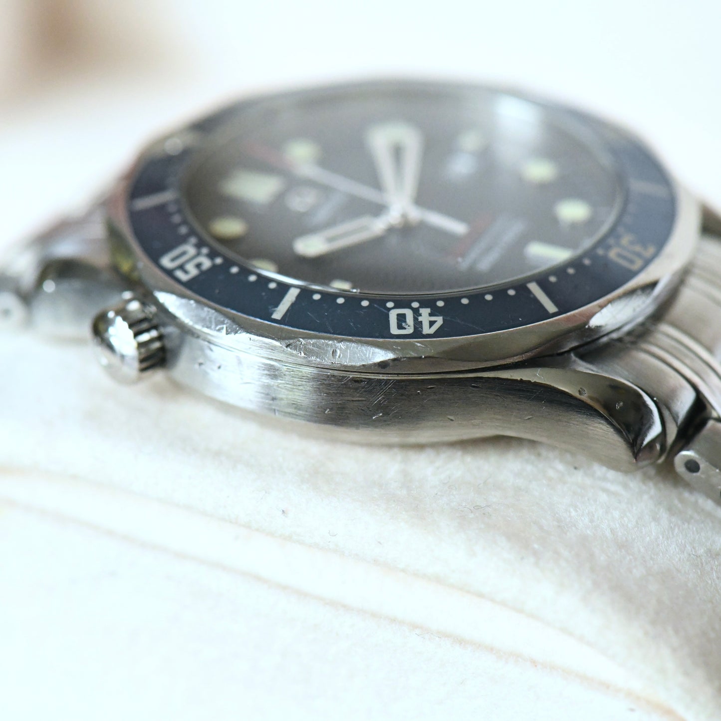 Omega Seamaster 300m Pro Blue Quartz Full Size 41mm Dive Watch - 2221.80 - Boxed