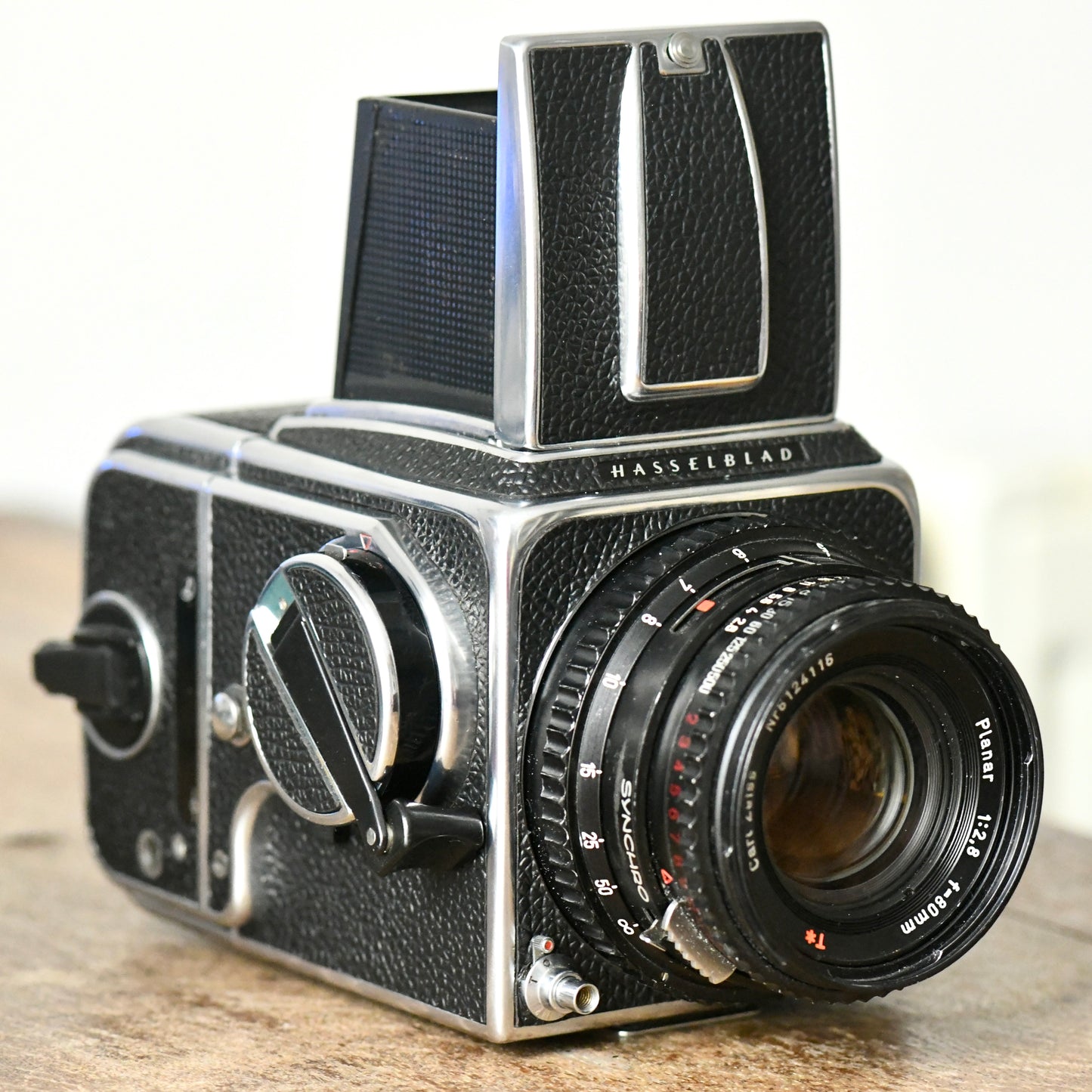 Hasselblad 500C/M 6x6 Medium Format Complete Camera 80mm F2.8, WLF & 120 RFH Kit