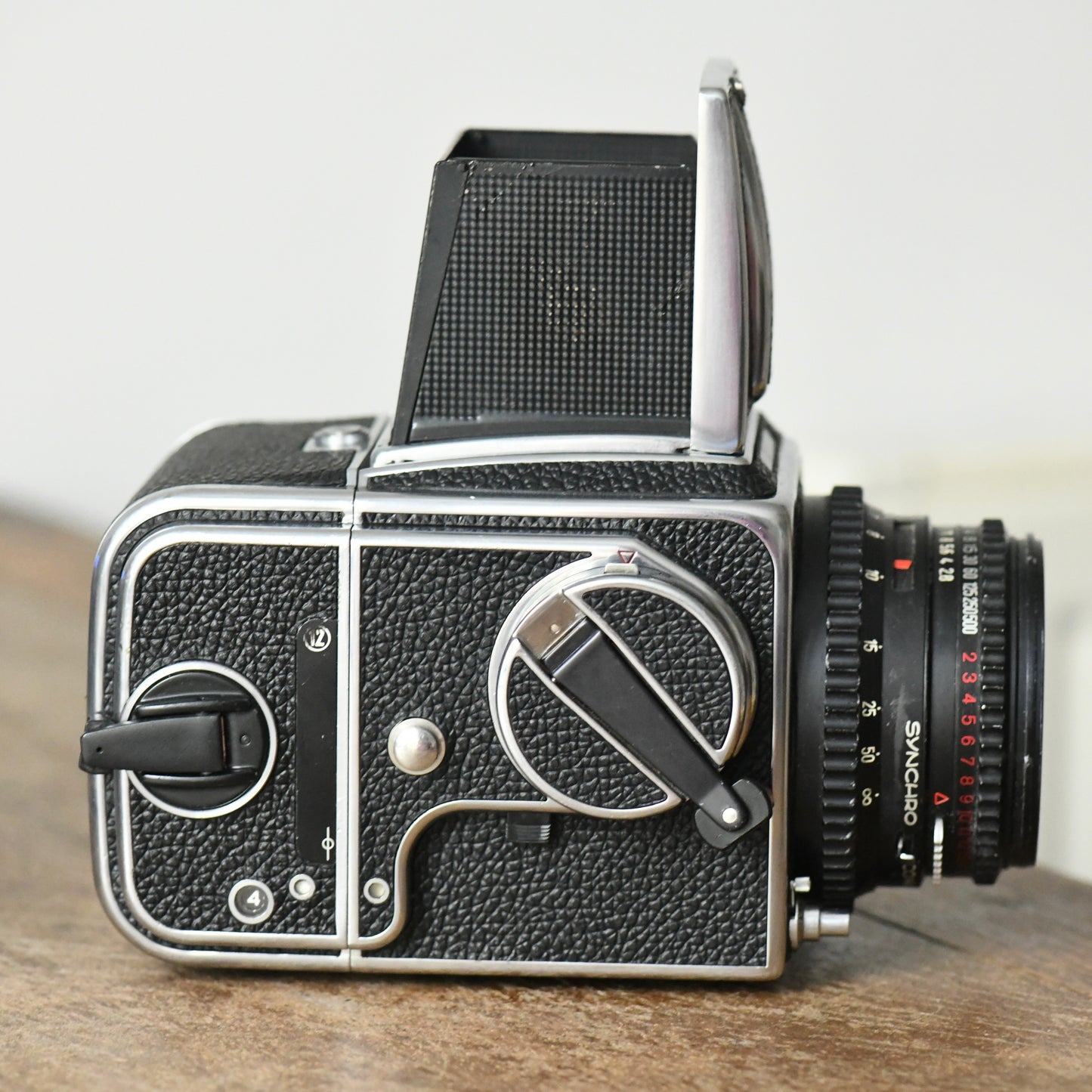 Hasselblad 500C/M 6x6 Medium Format Complete Camera 80mm F2.8, WLF & 120 RFH Kit