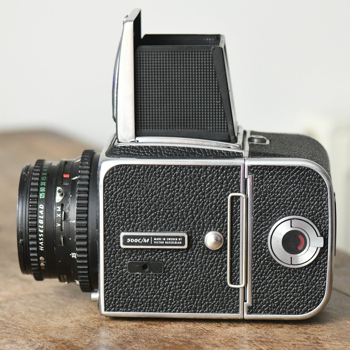 Hasselblad 500C/M 6x6 Medium Format Complete Camera 80mm F2.8, WLF & 120 RFH Kit