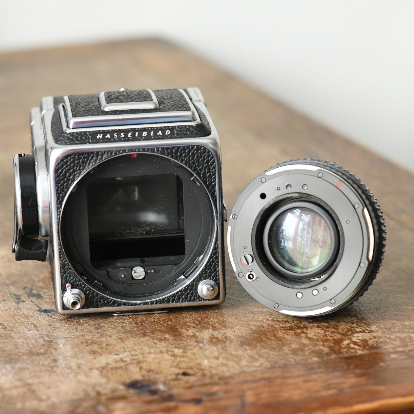 Hasselblad 500C/M 6x6 Medium Format Complete Camera 80mm F2.8, WLF & 120 RFH Kit