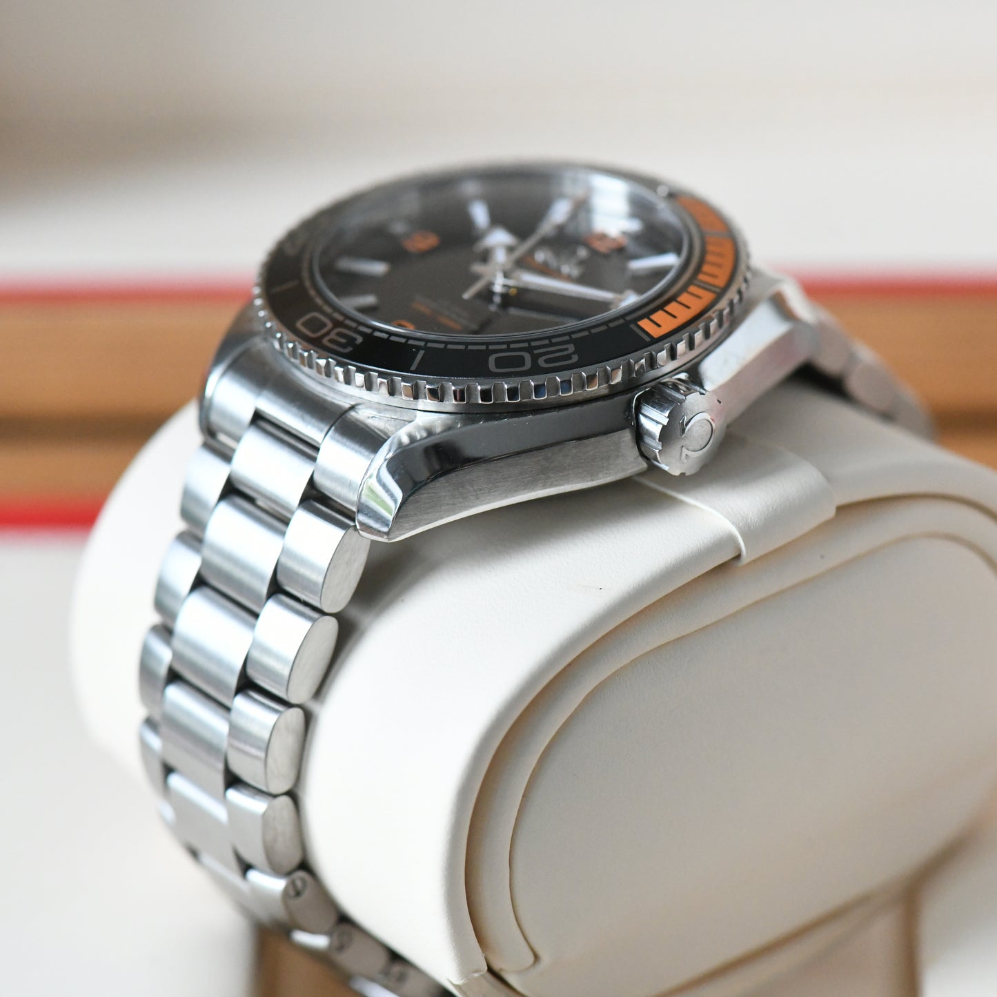 Omega Seamaster Planet Ocean Co-Axial 44mm - Omega Serviced 2025 - Box & Papers