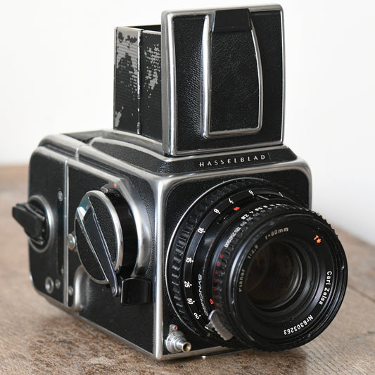 Hasselblad 500C/M 6x6 Medium Format Complete Camera 80mm F2.8, WLF & 120 RFH Kit