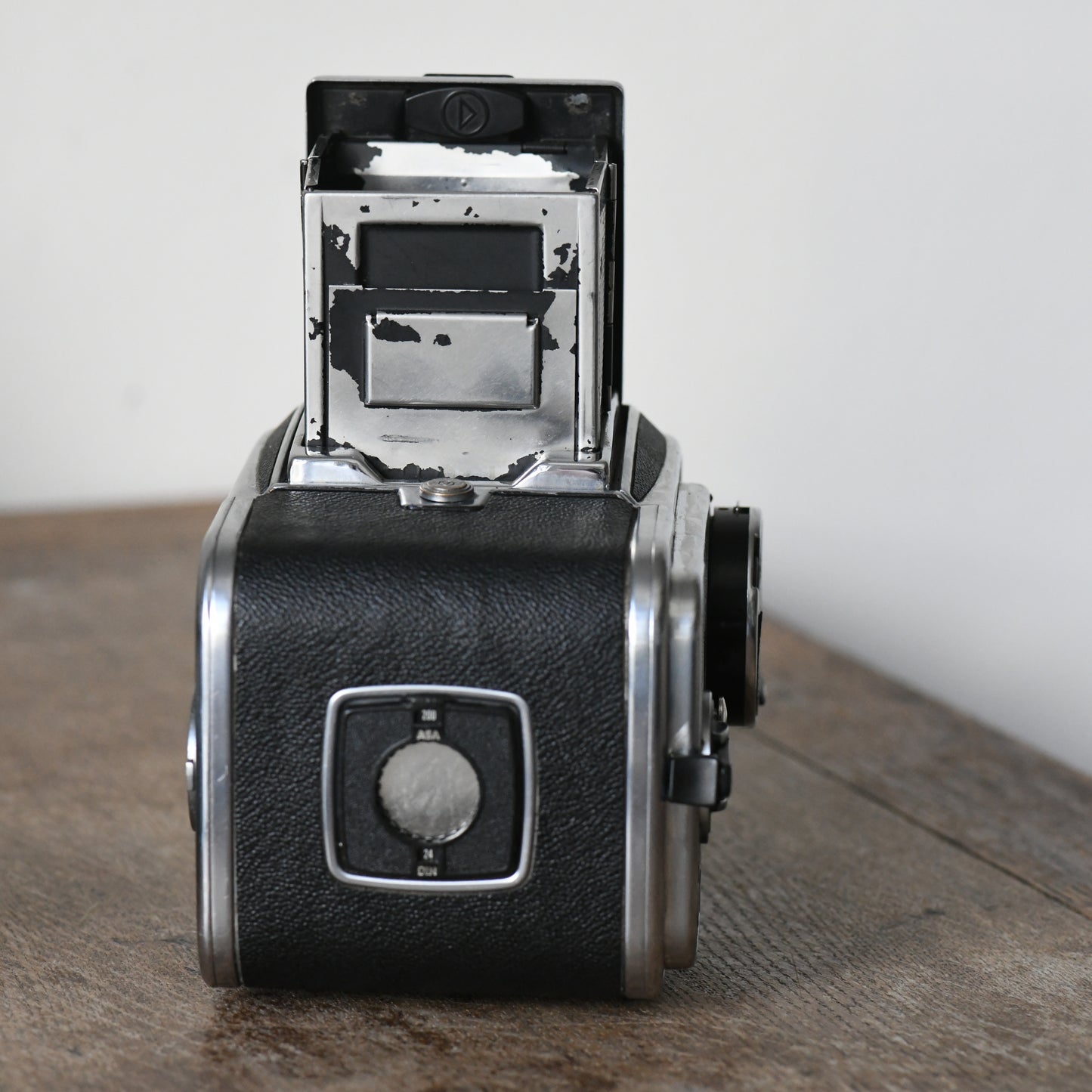 Hasselblad 500C/M 6x6 Medium Format Complete Camera 80mm F2.8, WLF & 120 RFH Kit
