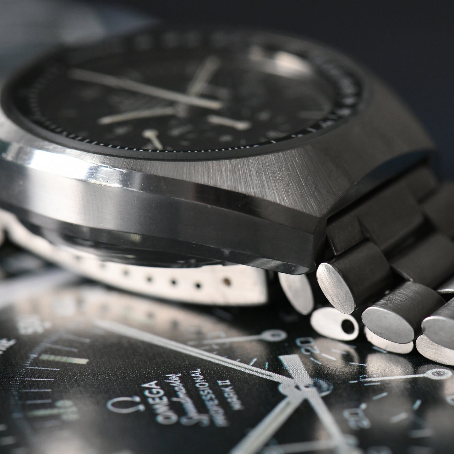 Omega Speedmaster Professional Mark II MK2 Vintage 1970 Chronograph - 145.014