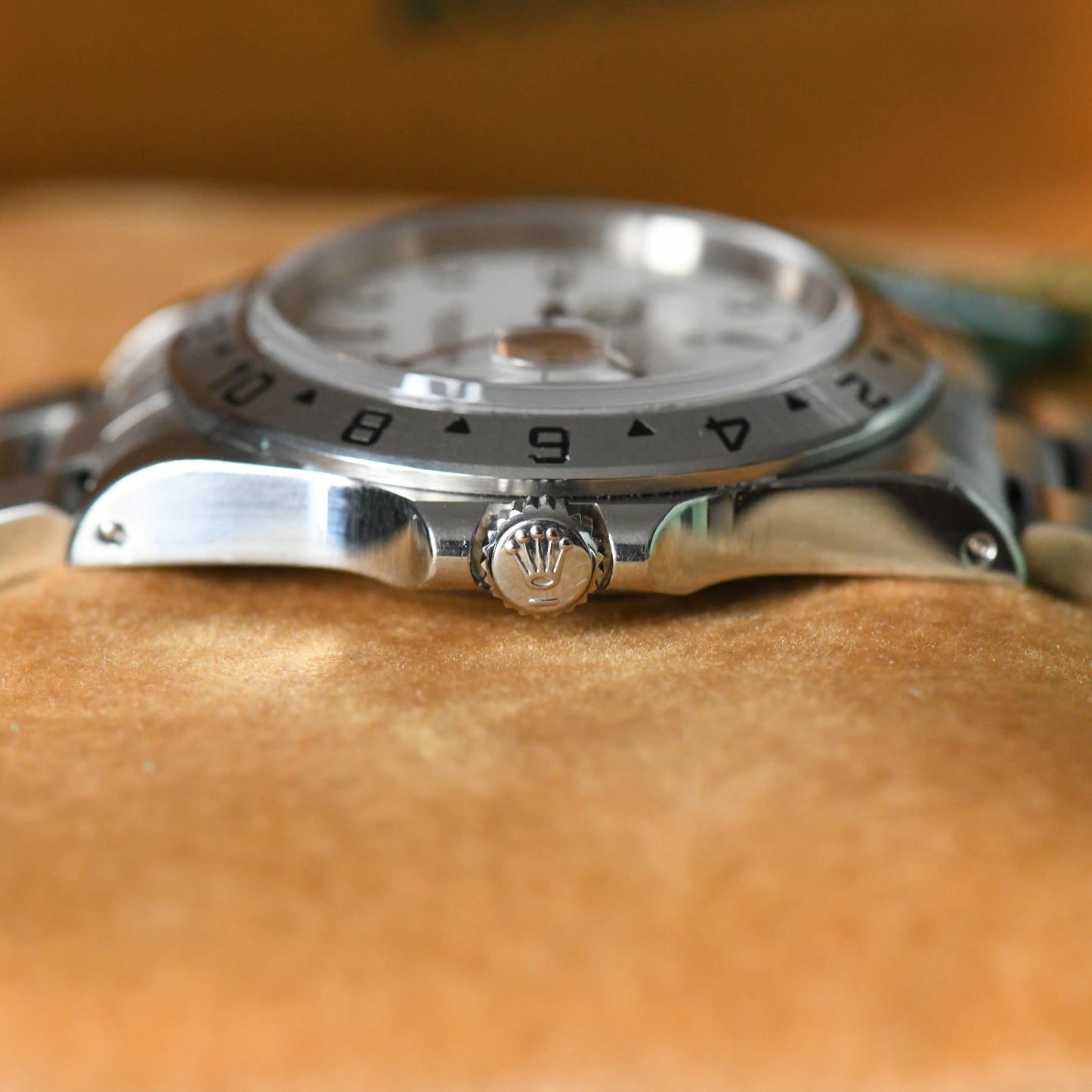 Rolex Explorer II Polar White Dial Oyster U Serial 1998 16570 - Boxed Set