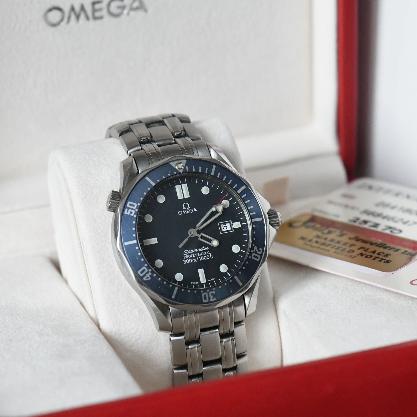 Omega Seamaster Pro 300m 41mm Full Size Quartz Diver 2541.80 Goldeneye Full B&P