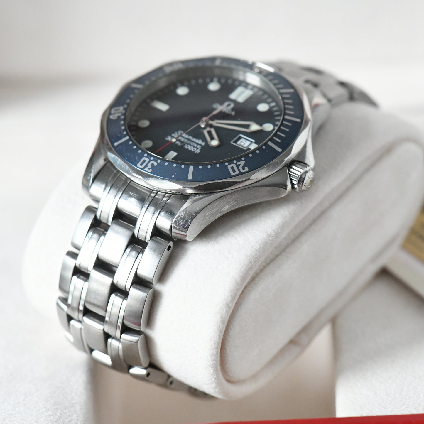 Omega Seamaster Pro 300m 41mm Full Size Quartz Diver 2541.80 Goldeneye Full B&P