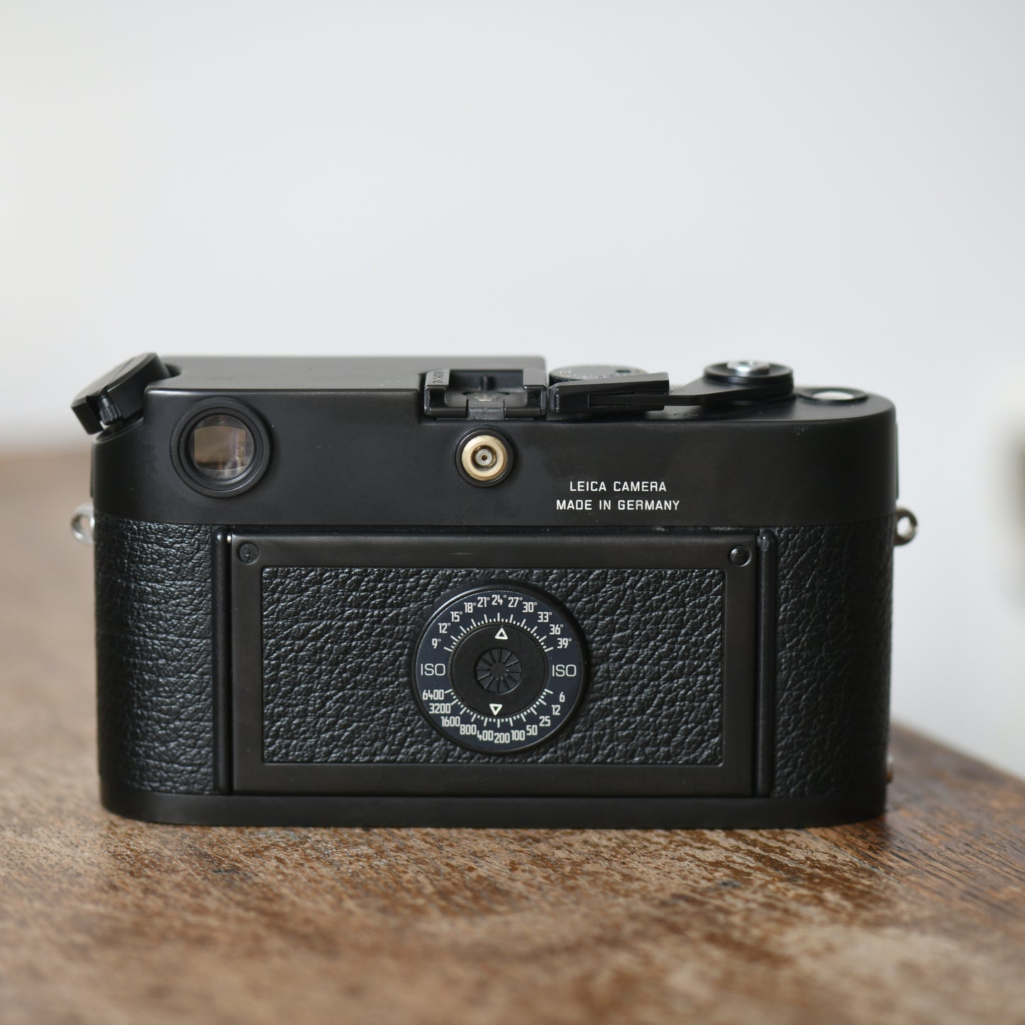 Leica M6 Classic 35mm Rangefinder Film Camera Body Only Black