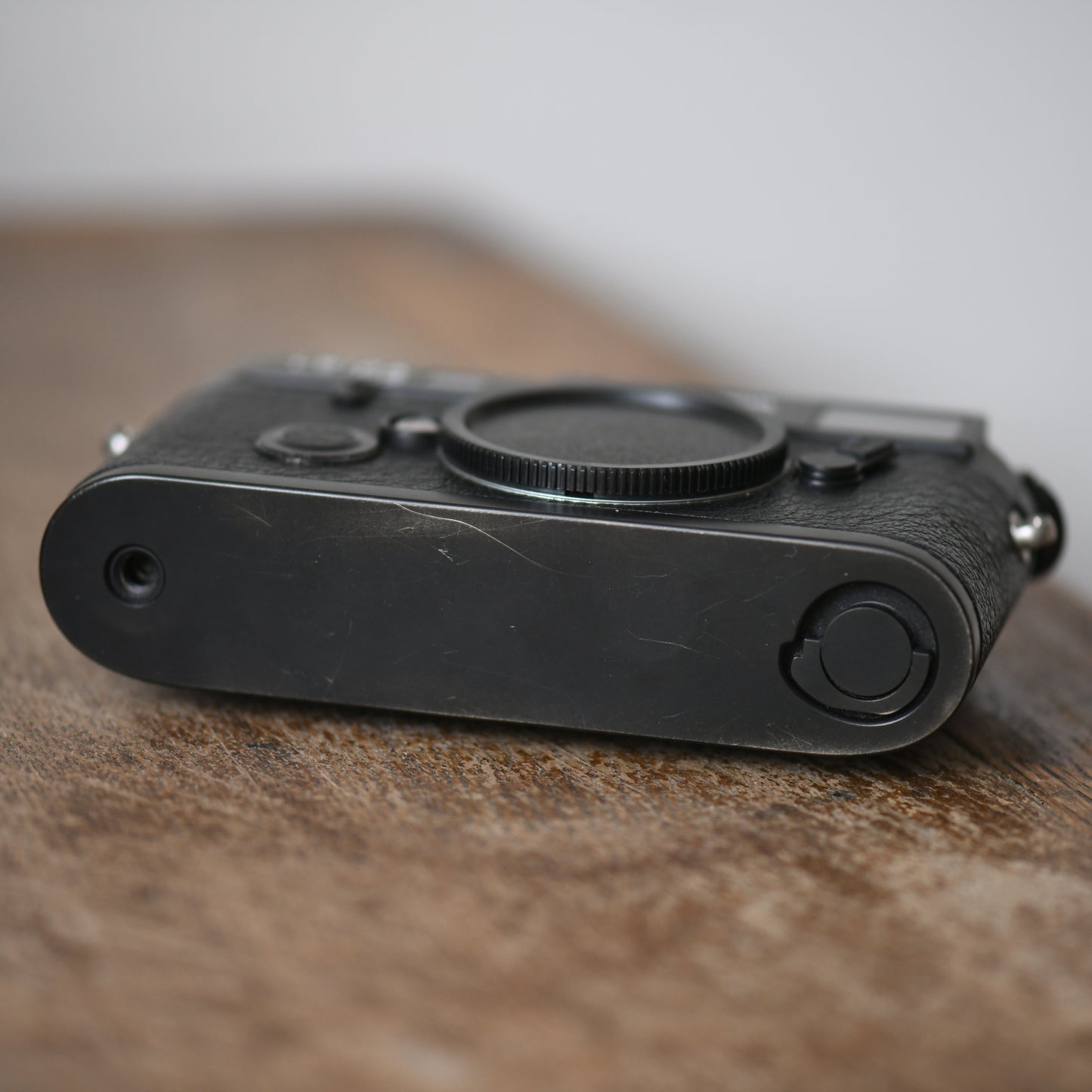 Leica M6 Classic 35mm Rangefinder Film Camera Body Only Black