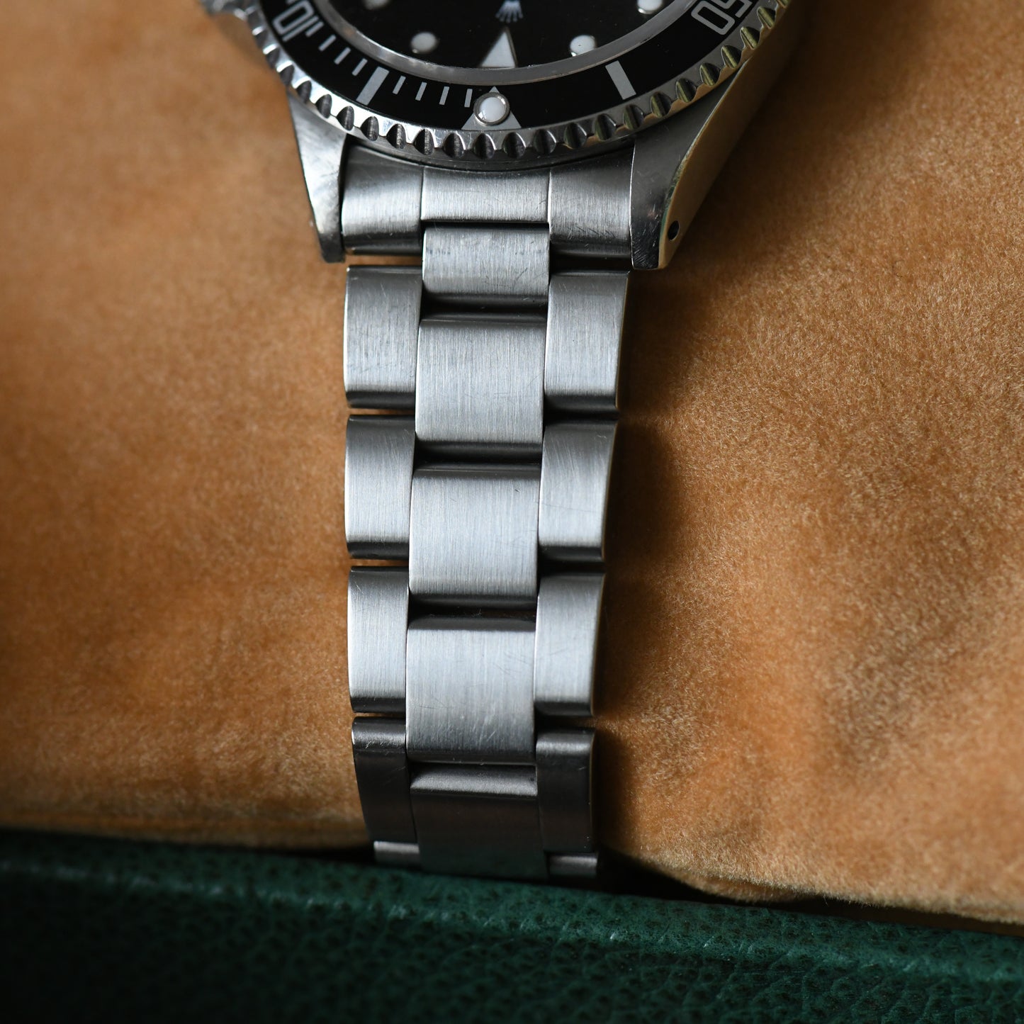 Rolex Submariner Date 16610 Oyster Perpetual 1995 W Serial Dive Watch Boxed Set