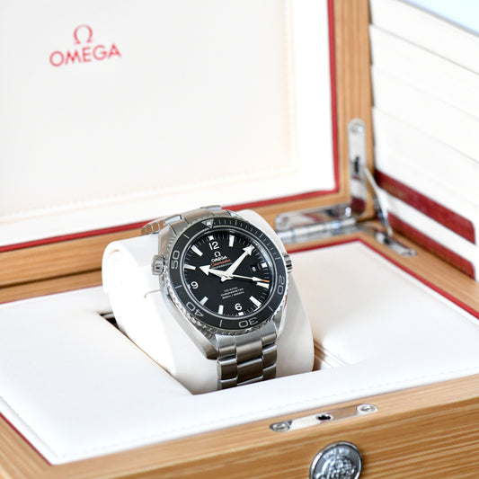 Omega Seamaster Planet Ocean 600m 45.5mm Co-Axial 8500 Dive Watch Boxed & Papers
