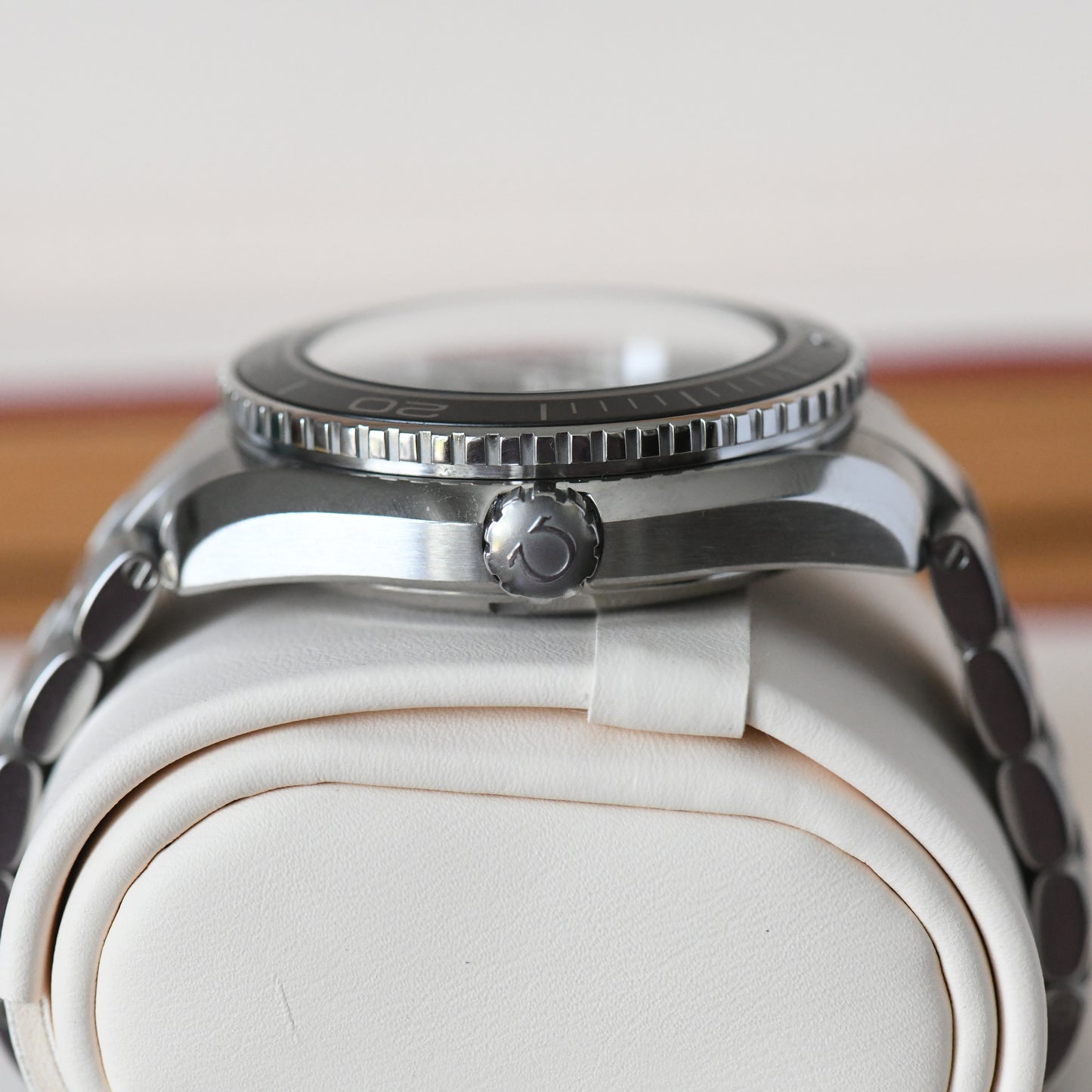 Omega Seamaster Planet Ocean 600m 45.5mm Co-Axial 8500 Dive Watch Boxed & Papers