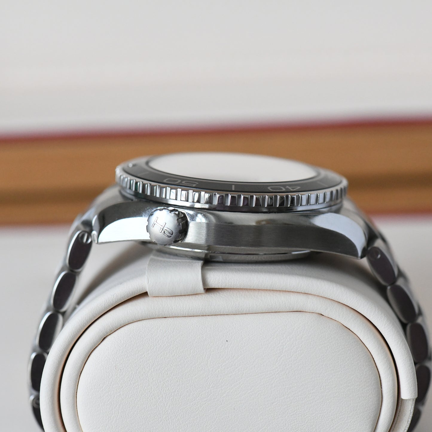 Omega Seamaster Planet Ocean 600m 45.5mm Co-Axial 8500 Dive Watch Boxed & Papers
