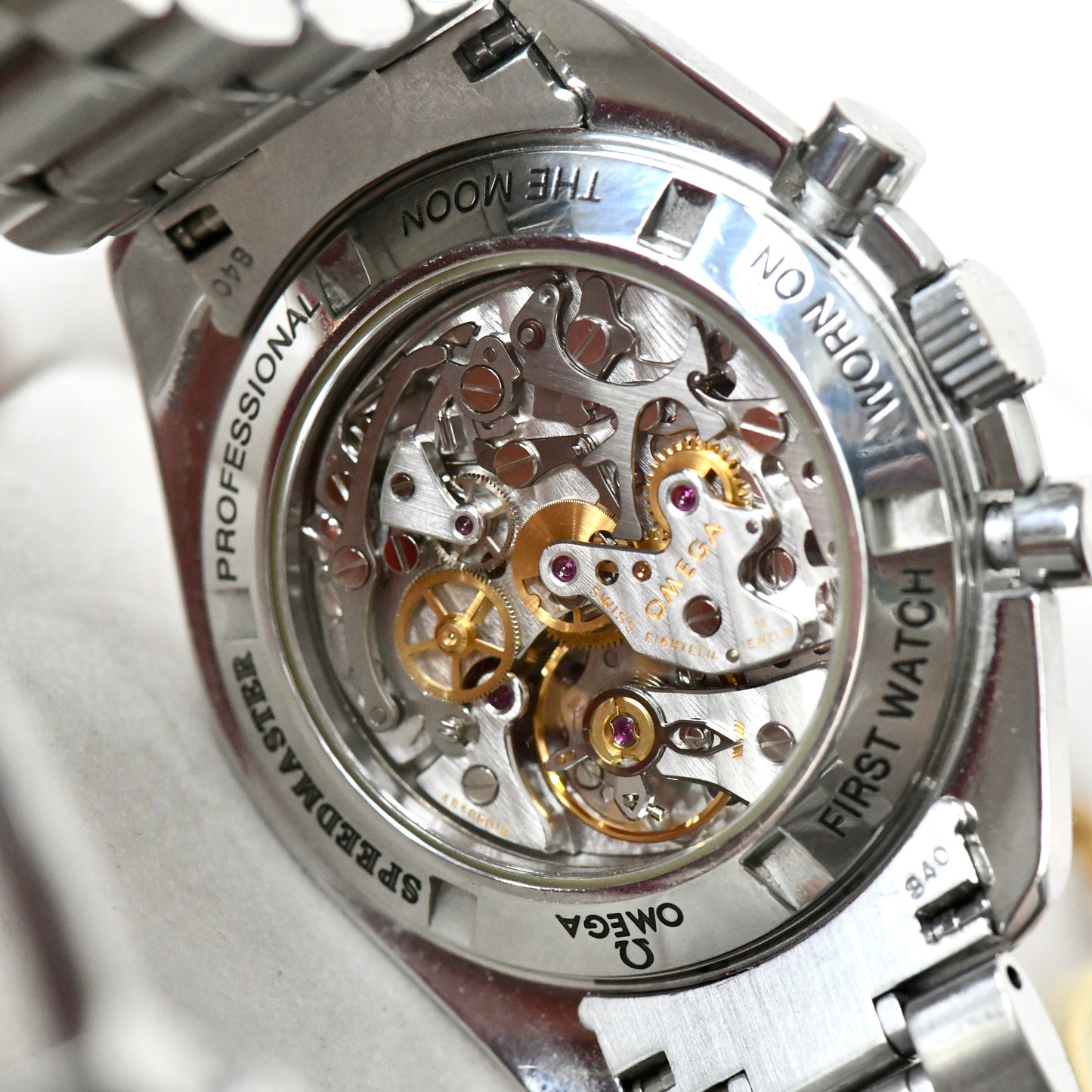 Omega Speedmaster Professional Moonwatch Hesalite Sandwich 3572.50 Box & Papers