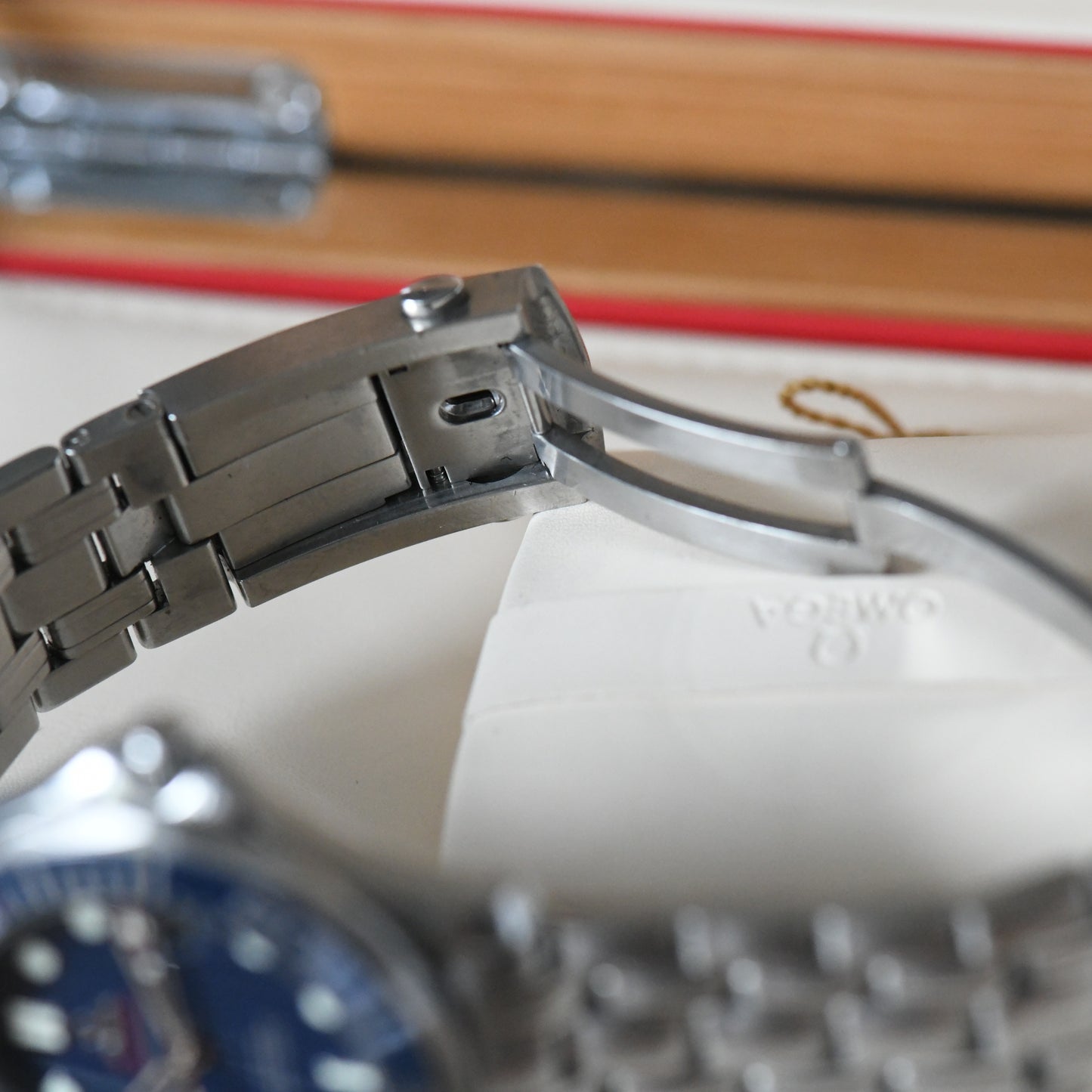Omega Seamaster Pro 300m Blue Ceramic Bezel Co-Axial 41mm Automatic Watch B&P