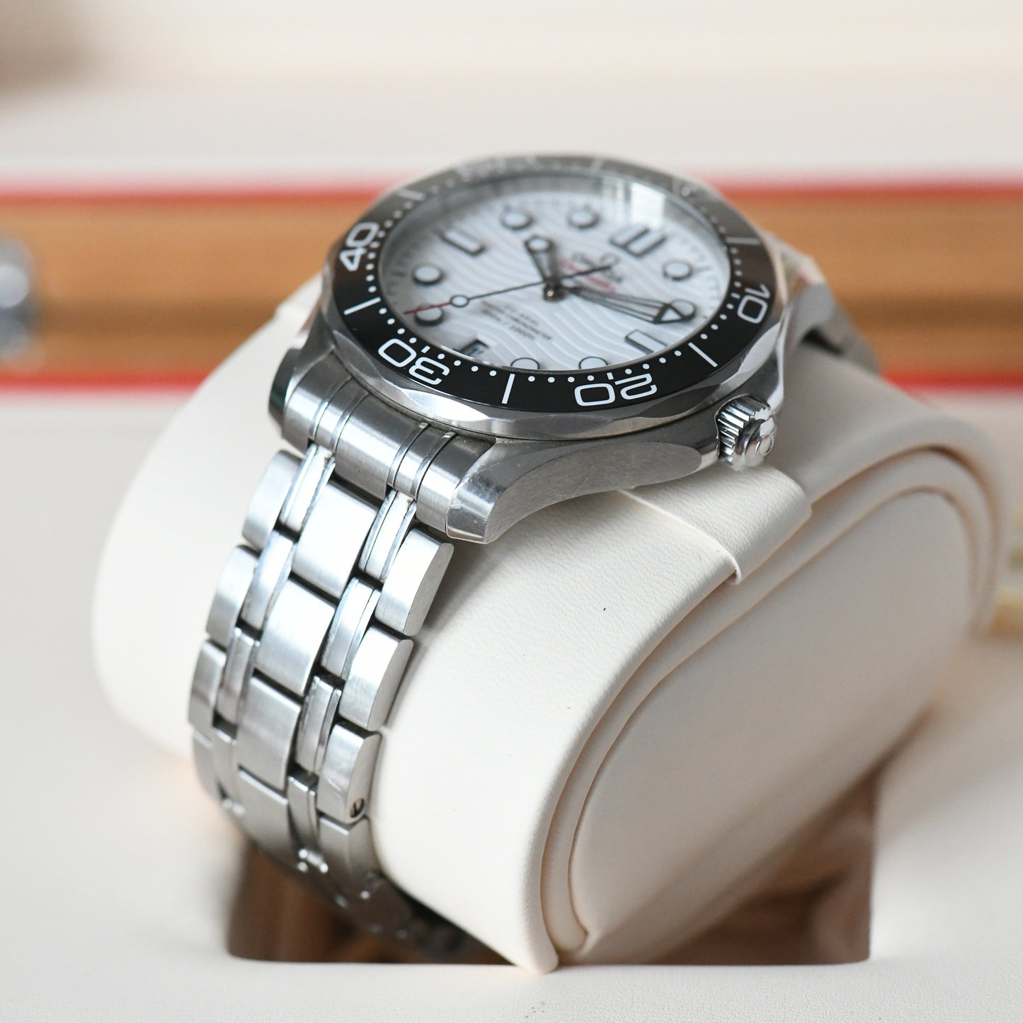Omega Seamaster 300m Diver Master Chronometer 2022 White Dial Watch Box & Papers