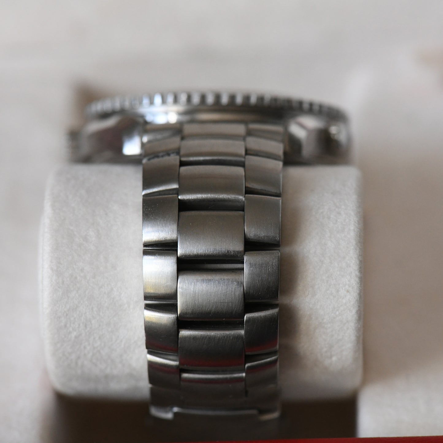 Omega Seamaster Planet Ocean 600m 45.5mm Full Size Dive Watch 2200.50 - Boxed