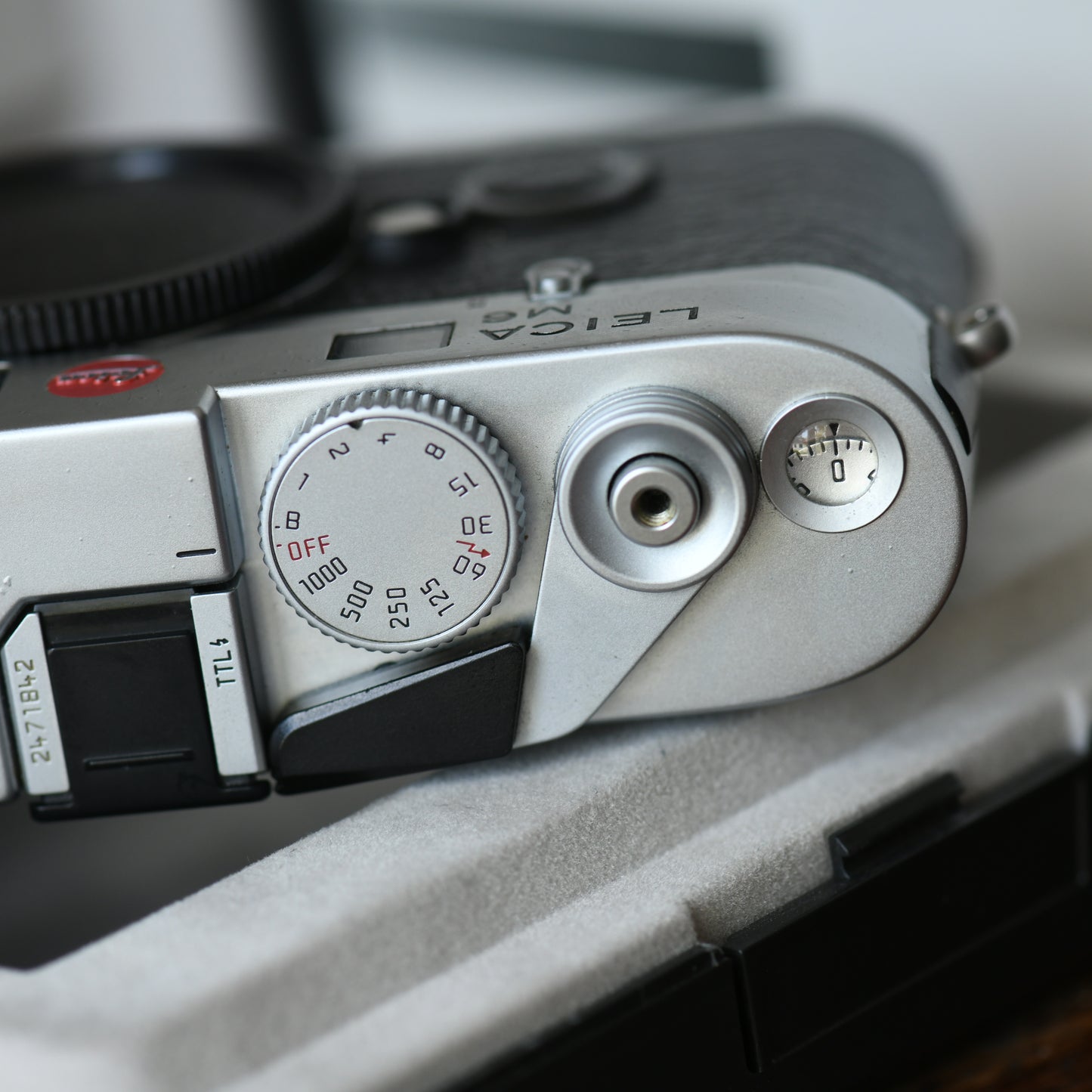 Leica M6 TTL 0.72 Silver 35mm Rangefinder Film Camera Body Only Boxed
