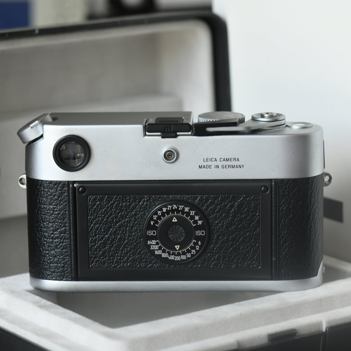 Leica M6 TTL 0.72 Silver 35mm Rangefinder Film Camera Body Only Boxed