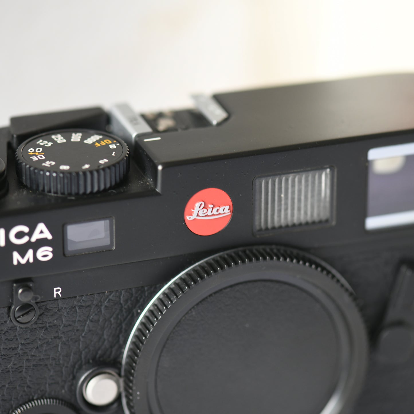 Leica M6 TTL 0.72 Black 35mm Rangefinder Film Camera Body Only Boxed