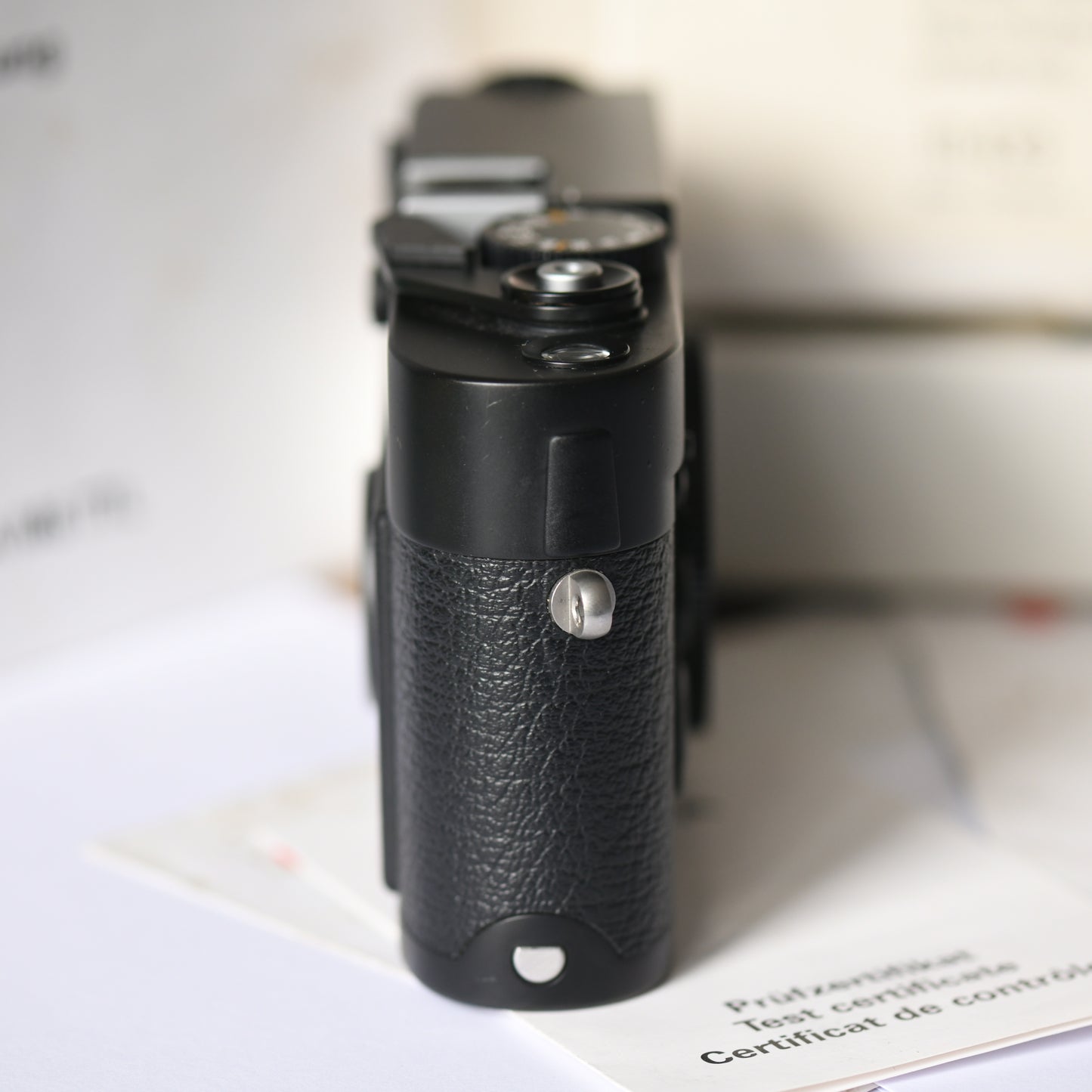 Leica M6 TTL 0.72 Black 35mm Rangefinder Film Camera Body Only Boxed