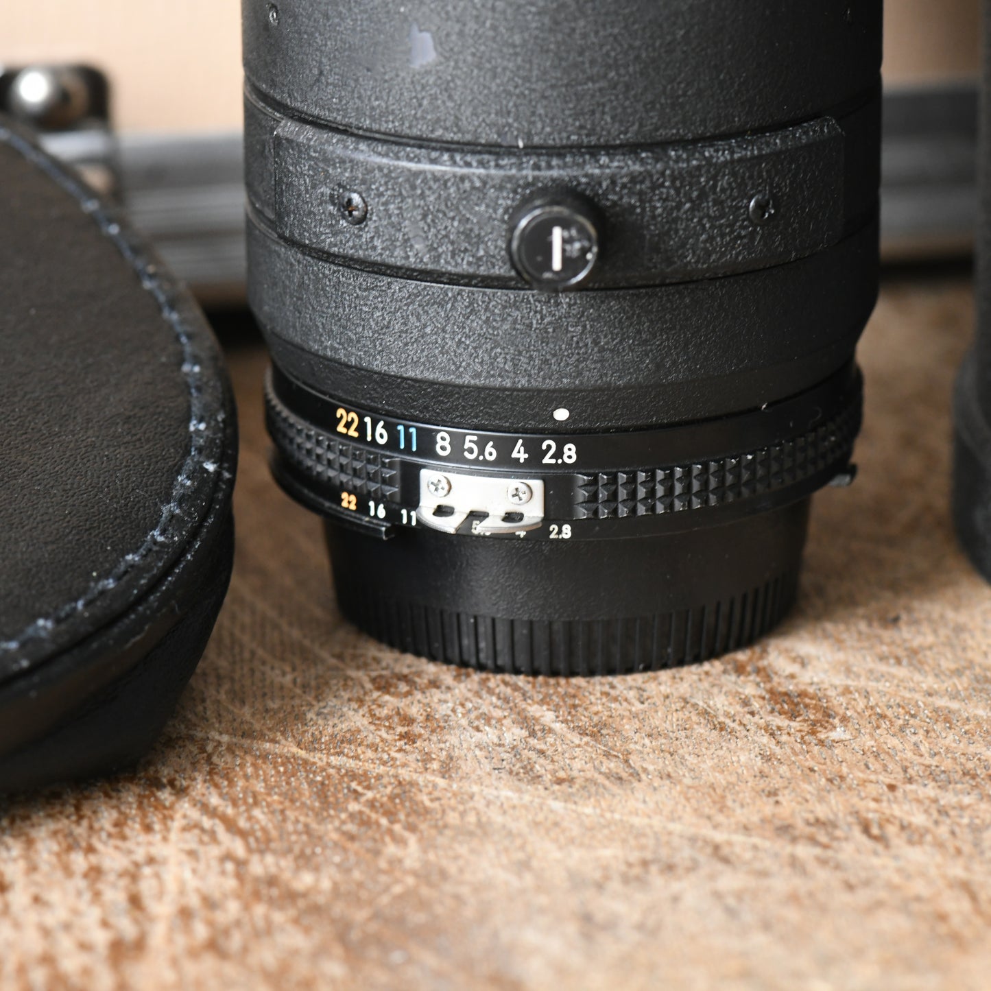 Nikon 300mm f/2.8 AiS Manual Focus Telephoto Prime Lens with Caps Hood & Case