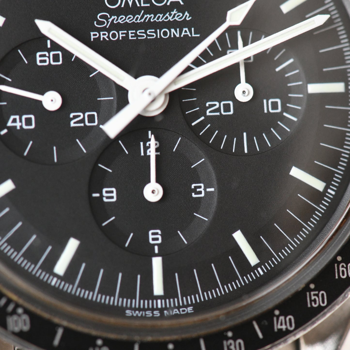 Omega Speedmaster Professional Moonwatch 3570.50 Box &amp; Papers