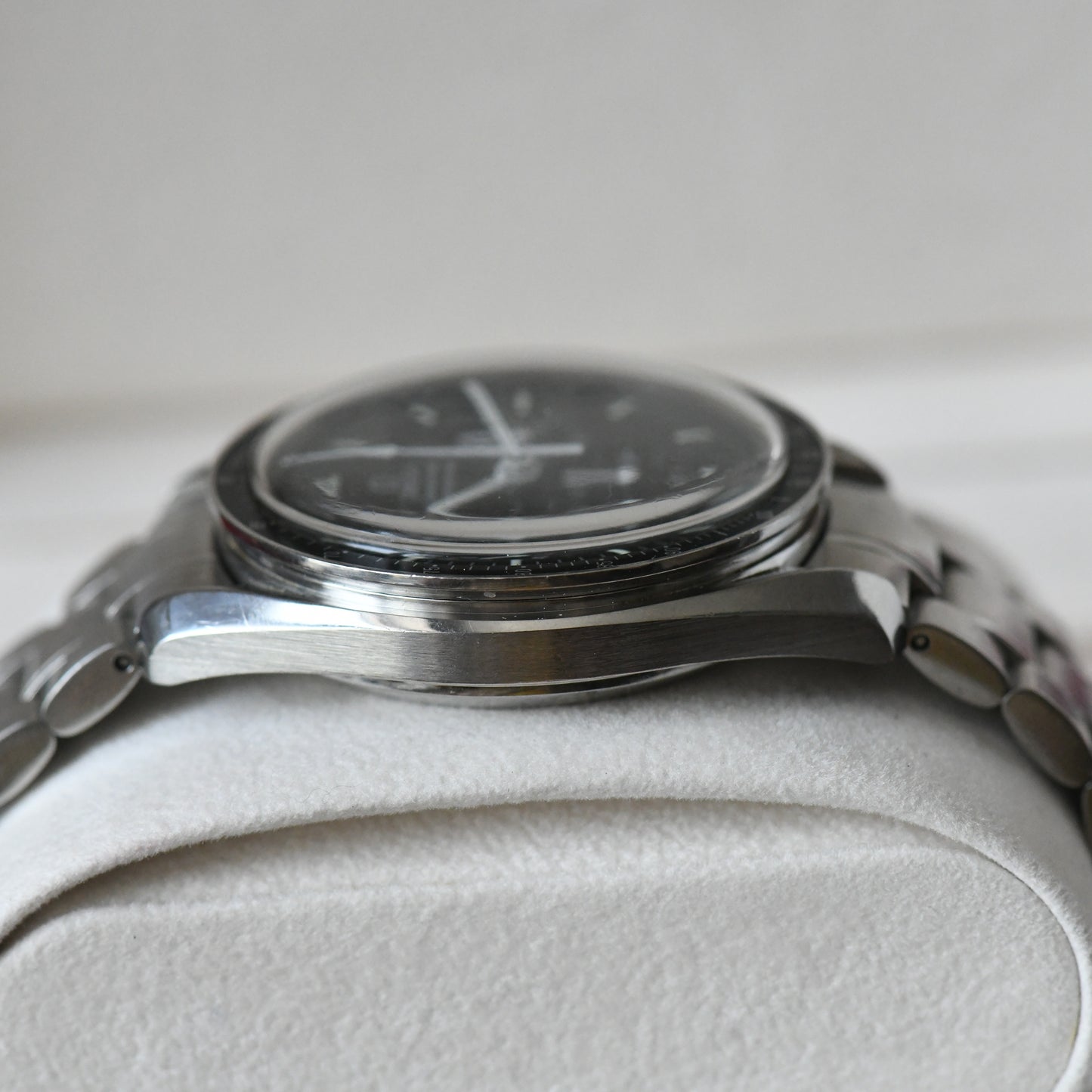 Omega Speedmaster Professional Moonwatch 3570.50 Box &amp; Papers