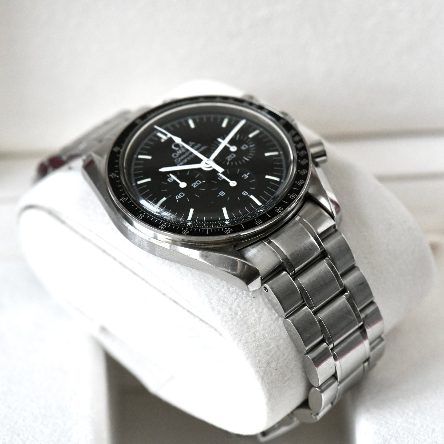 Omega Speedmaster Professional Moonwatch 3570.50 Box &amp; Papers