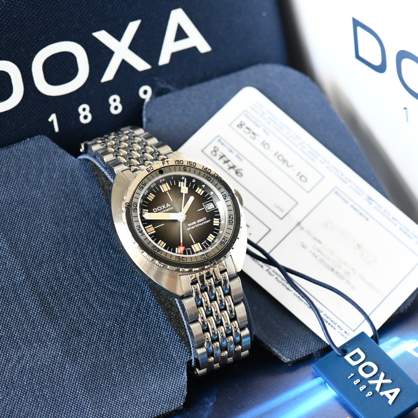 Doxa 250T GMT Sharkhunter "Vintage" - Dive Watch - 2025 Full Set - Box and Papers