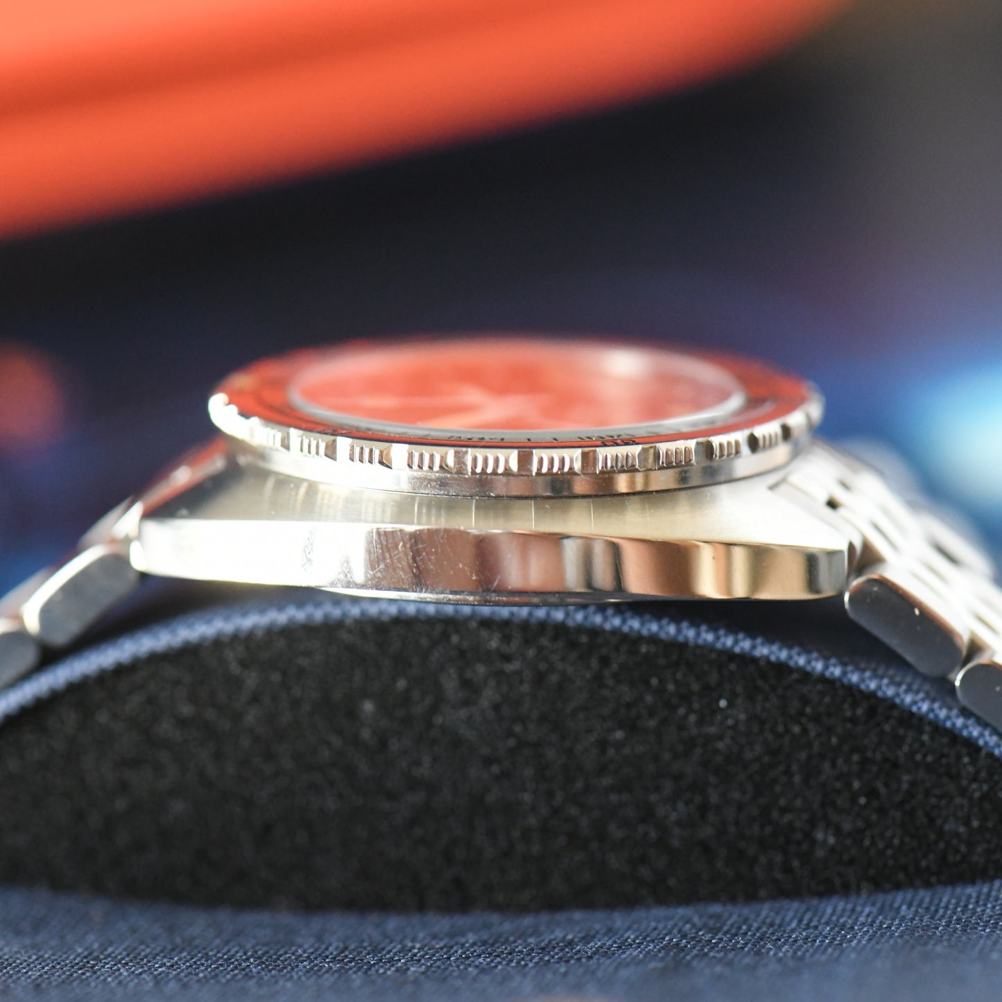 Doxa 250T GMT Sharkhunter "Vintage" - Dive Watch - 2025 Full Set - Box and Papers