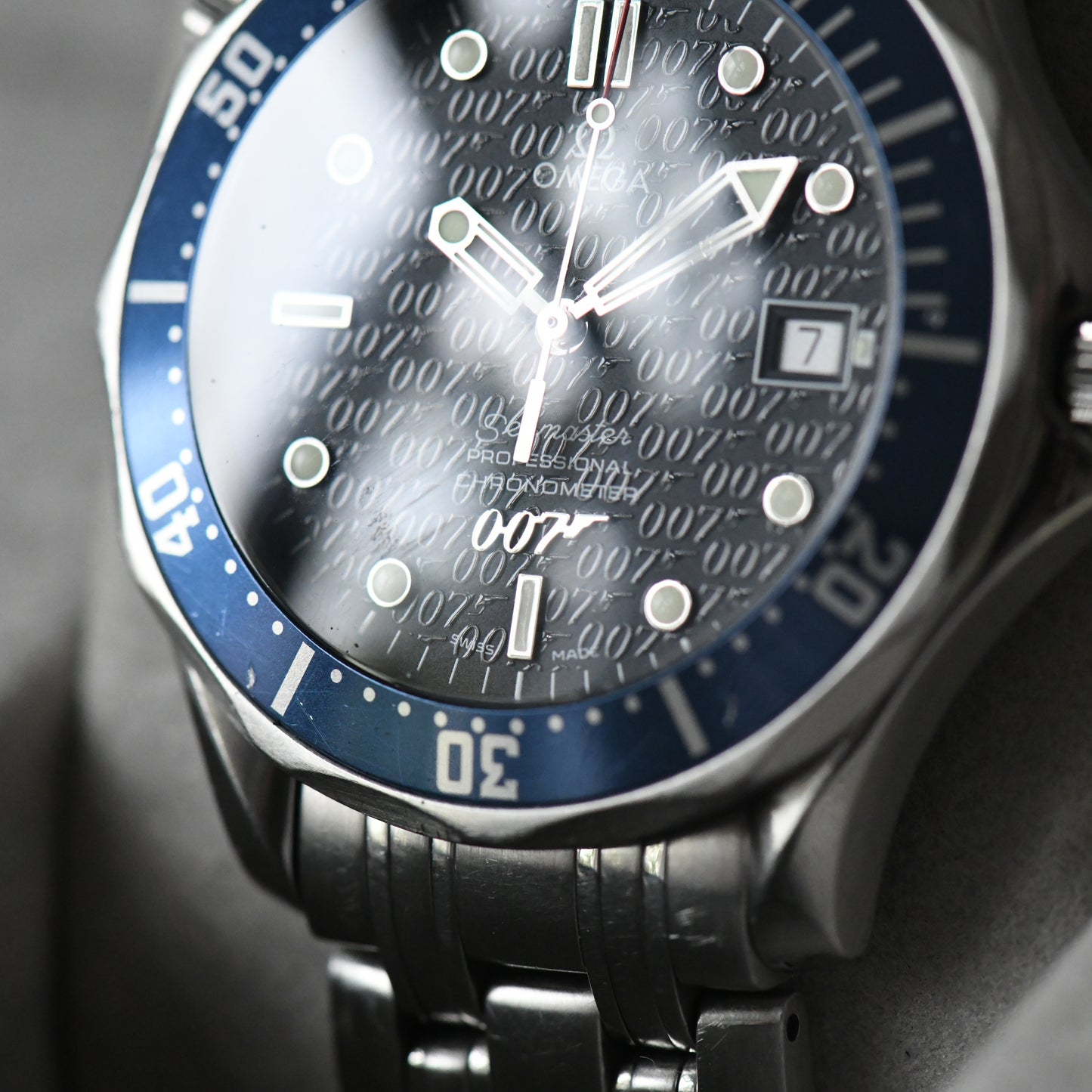 Omega Seamaster James Bond 40th Anniversary - Ltd Edition 2537.80 - Full Set B&P