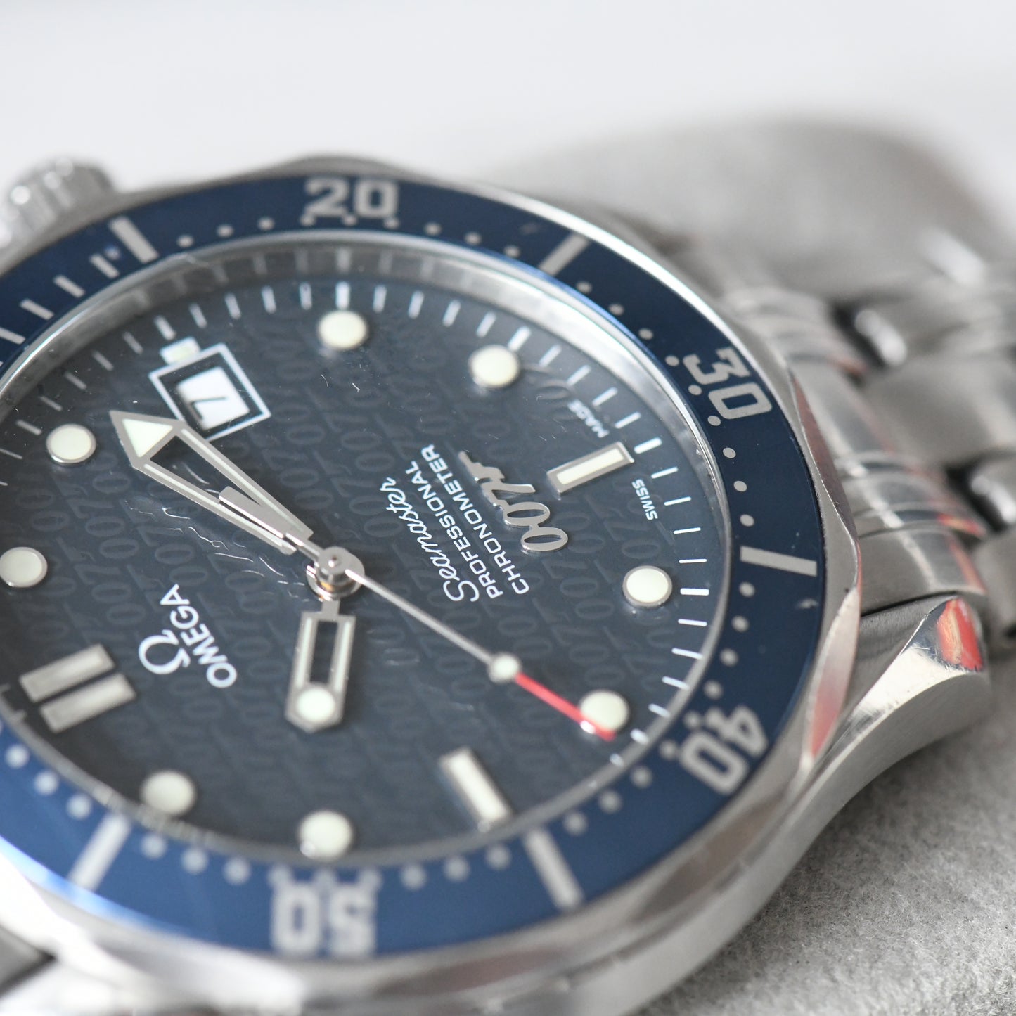 Omega Seamaster James Bond 40th Anniversary - Ltd Edition 2537.80 - Full Set B&P