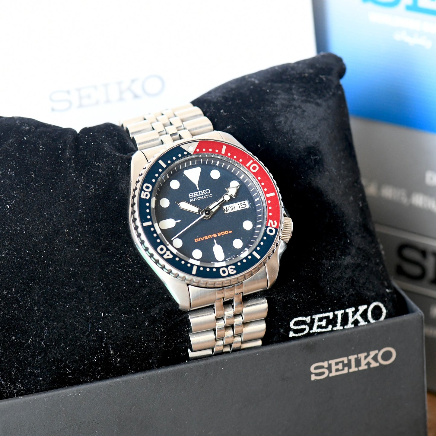 Seiko SKX009K2 Pepsi Bezel Divers Watch Blue &amp; Red Full Set Box &amp; Papers 2021