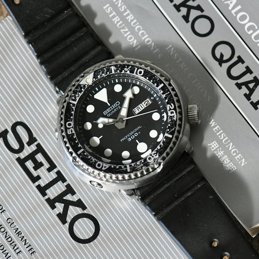 Seiko Tuna 300m Professional Quartz 7549-7010 1980 - Vintage Diver - With Papers