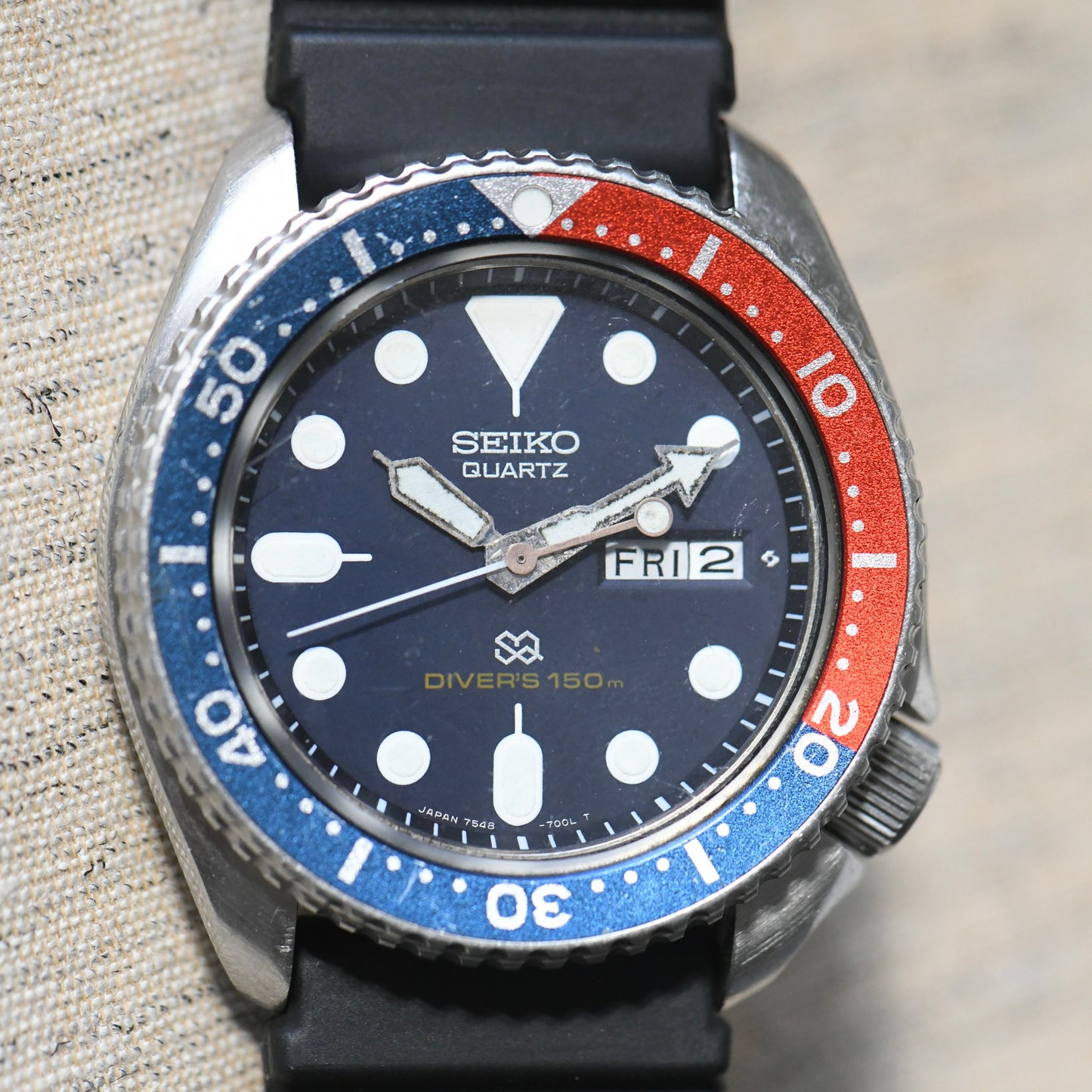 Seiko Quartz Diver's 150m 7548-700B 1980 Pepsi Bezel Vintage Watch
