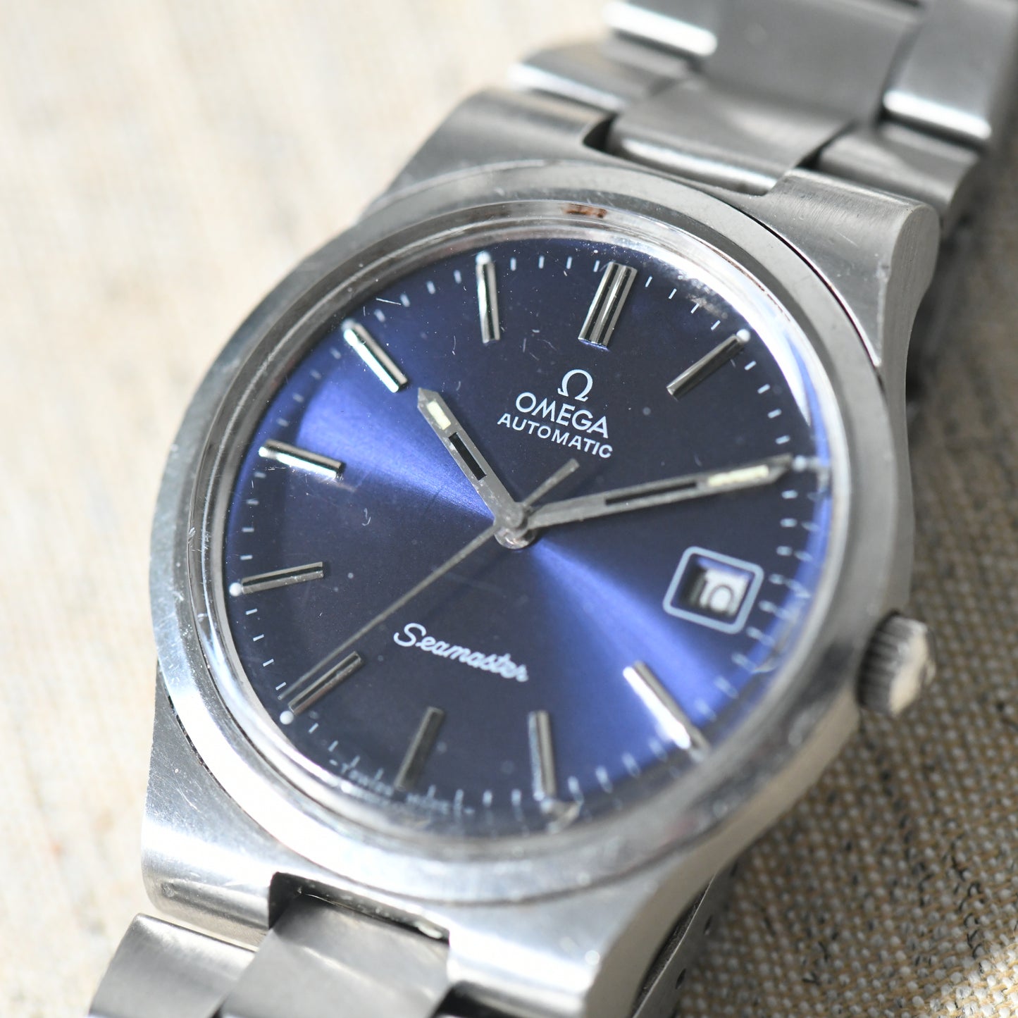 Omega Seamaster Date Blue Dial Automatic Vintage 1974 36mm Watch Cal 1012