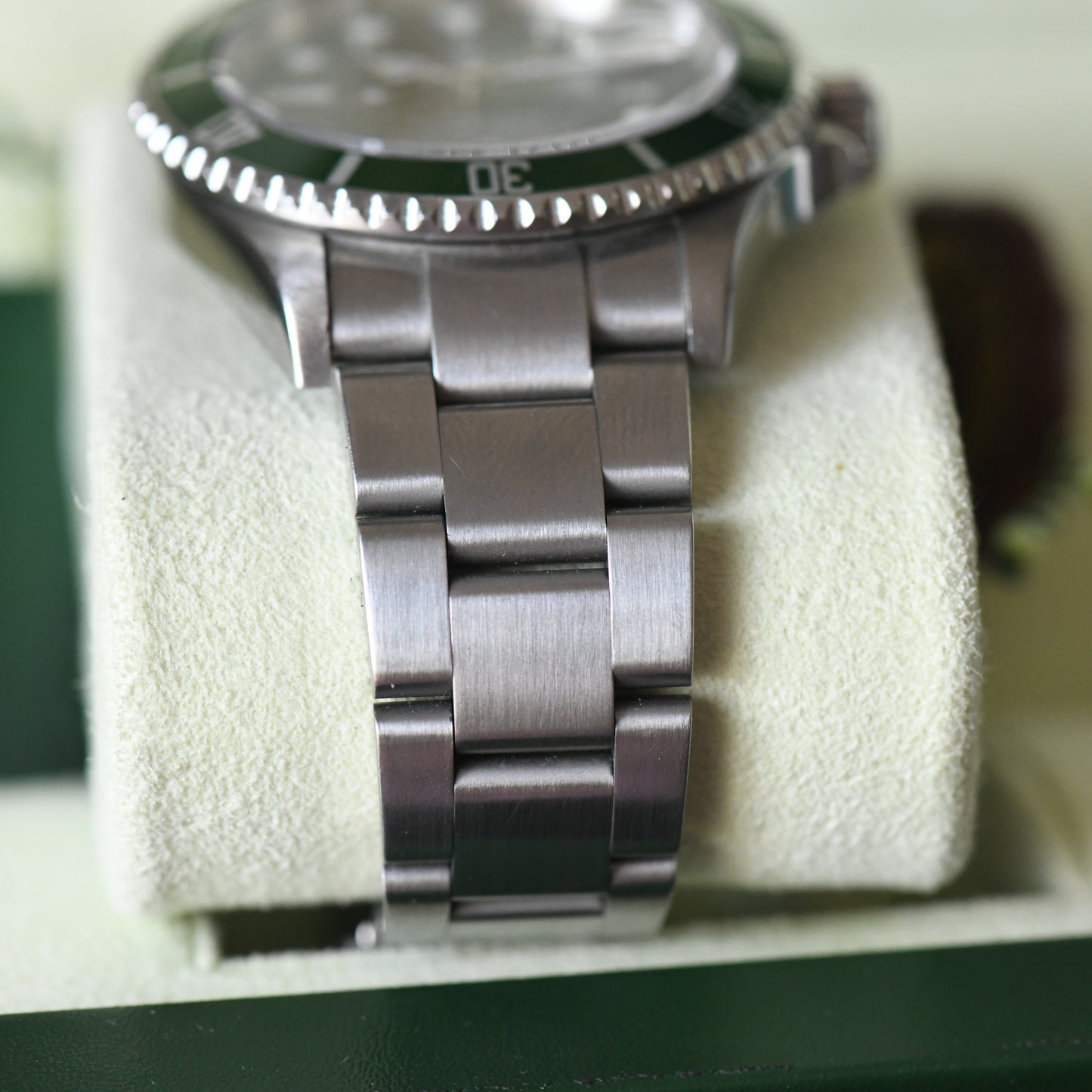 Rolex Submariner Date 16610LV Green Bezel Kermit 2006 50th Full Set Box & Papers