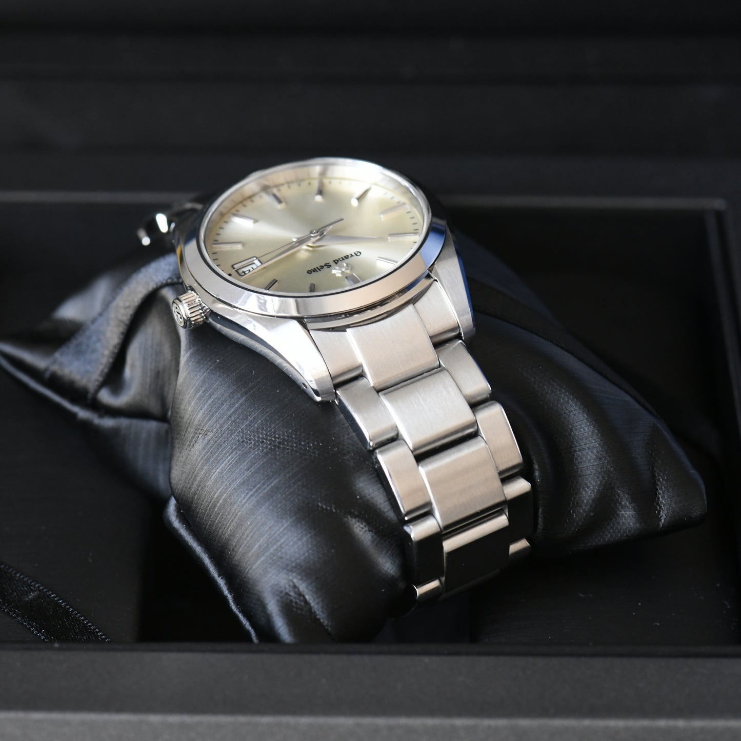 Grand Seiko Heritage 9F Quartz Stainless Steel Watch SBGX263 Full Set 2022 Boxed